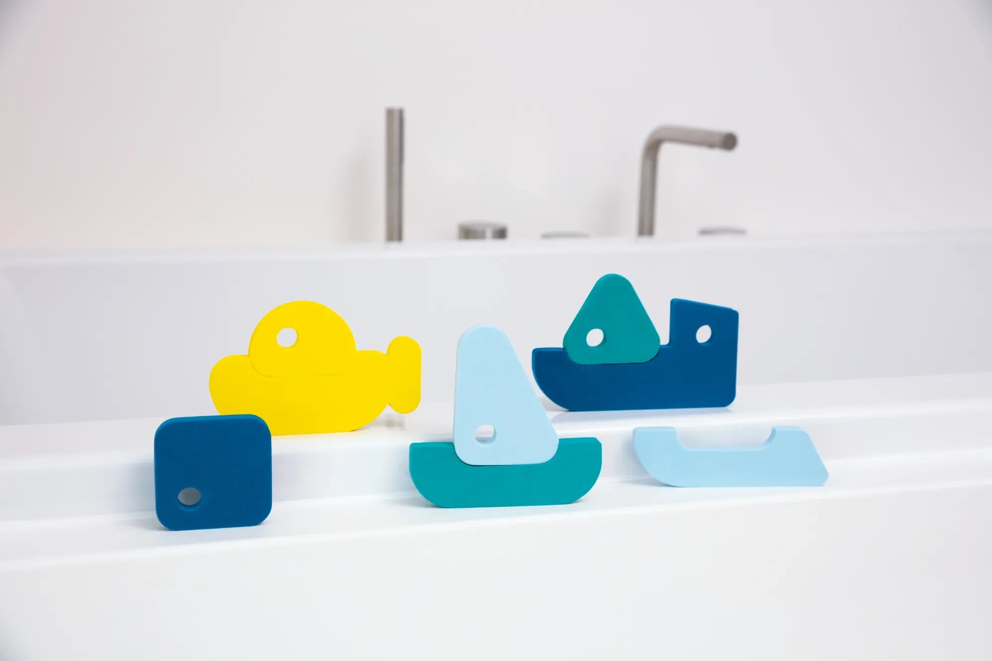Quut - Sailors Bath Puzzle | Blue