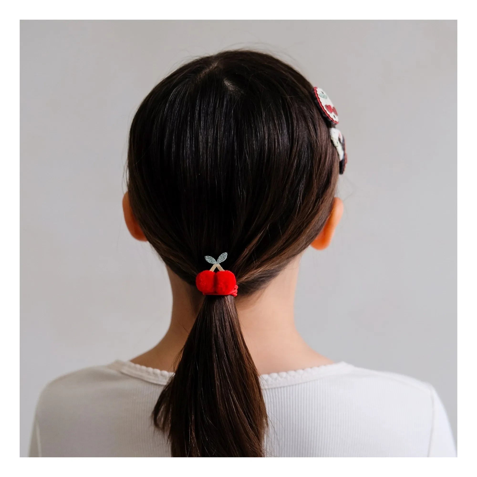 Mimi & Lula - 4-Piece Cherry Pom-Pom Chouchou Set | Red