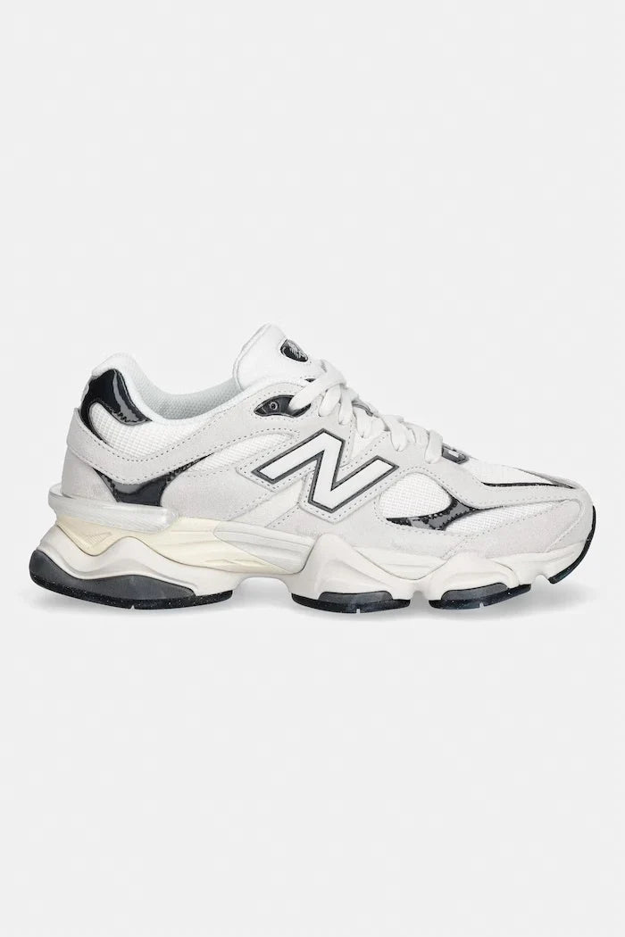 New Balance 9060 Kadın Spor Ayakkabı