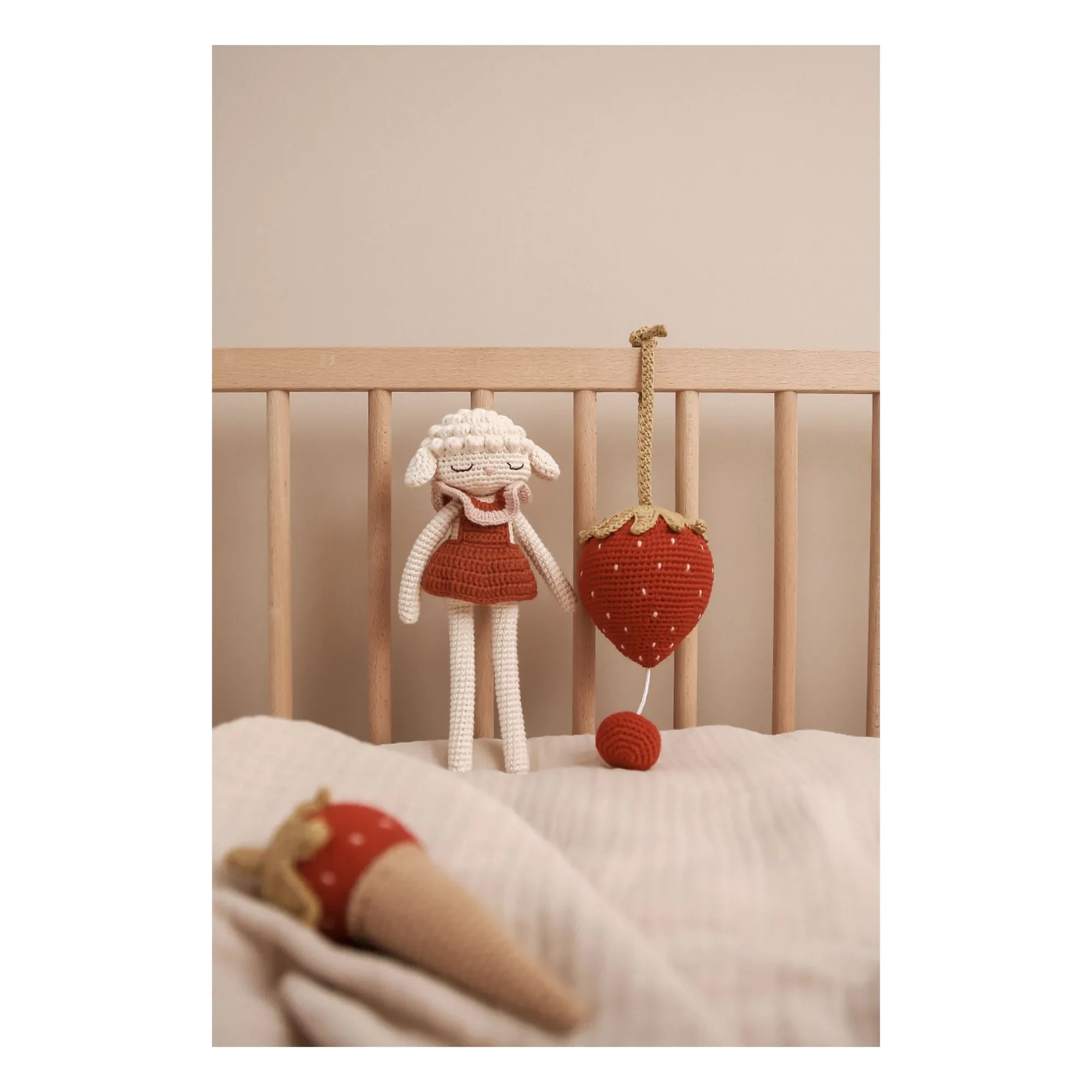 Patti Oslo - Strawberry musical mobile | Red