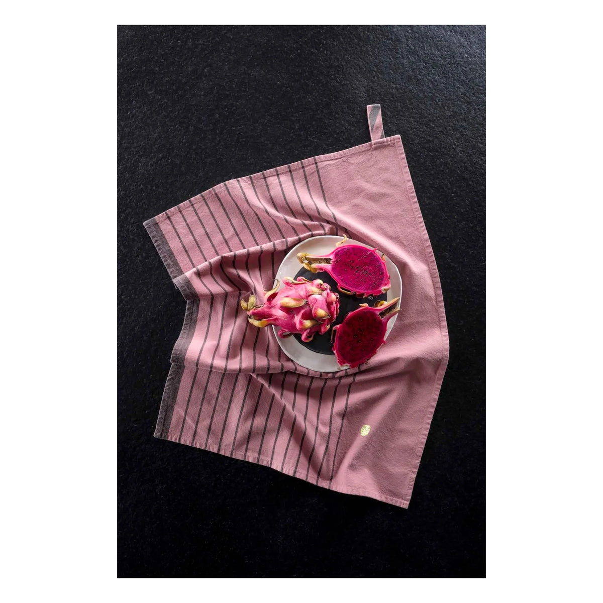 La cerise sur le gâteau - Piero kitchen towel | Pink