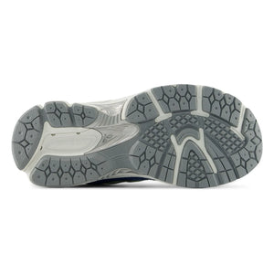 New Balance - Elastic Lace-Up Sneakers 2002 | Dark Blue
