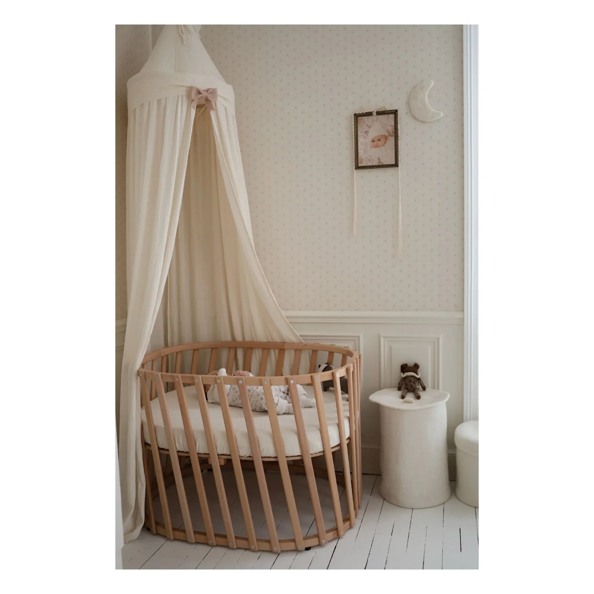 Charlie Crane - Lugo Convertible Crib