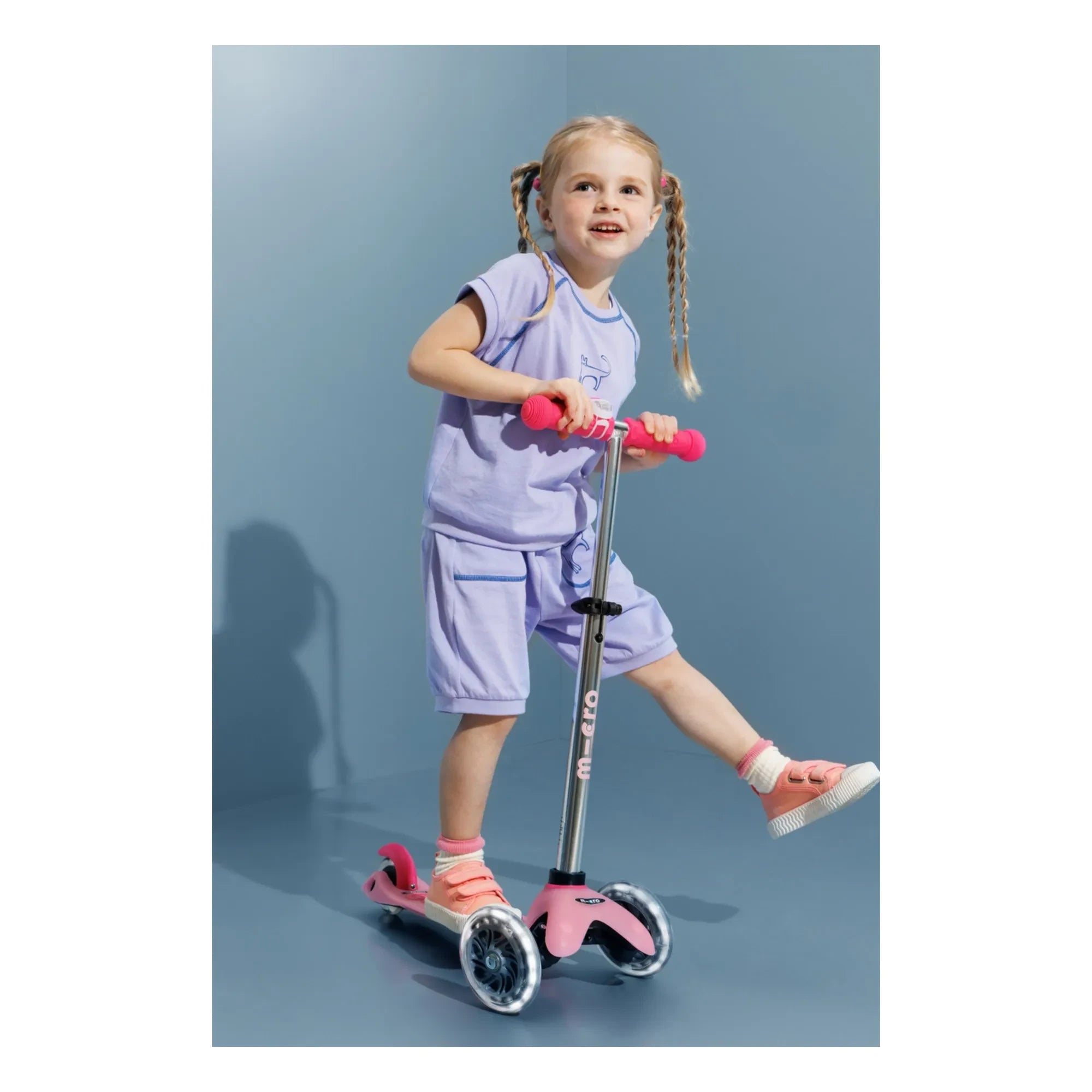Micro - Mini LED Fluorescent Scooter | Pink
