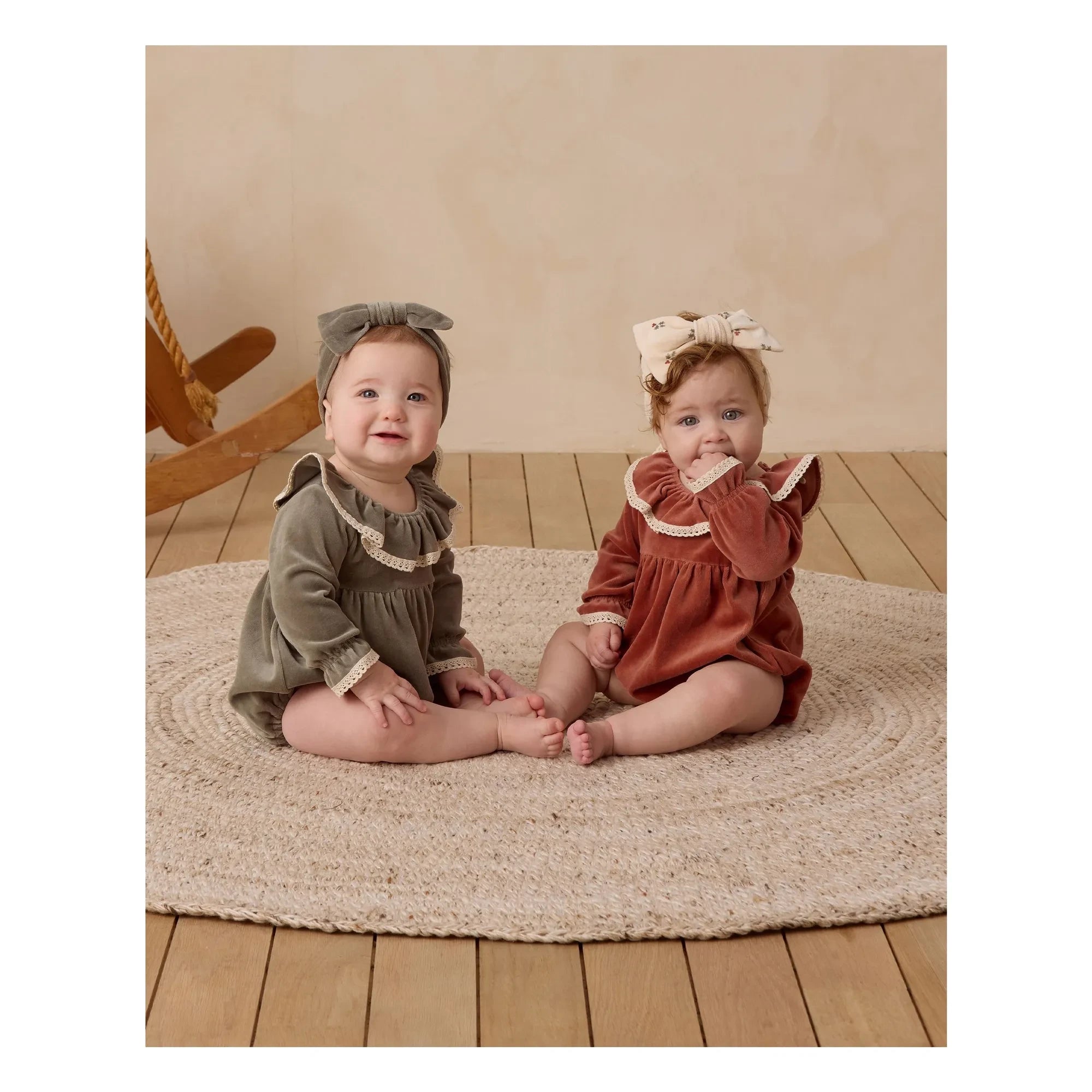 Quincy Mae - Holly Berry bow headband | Ecru