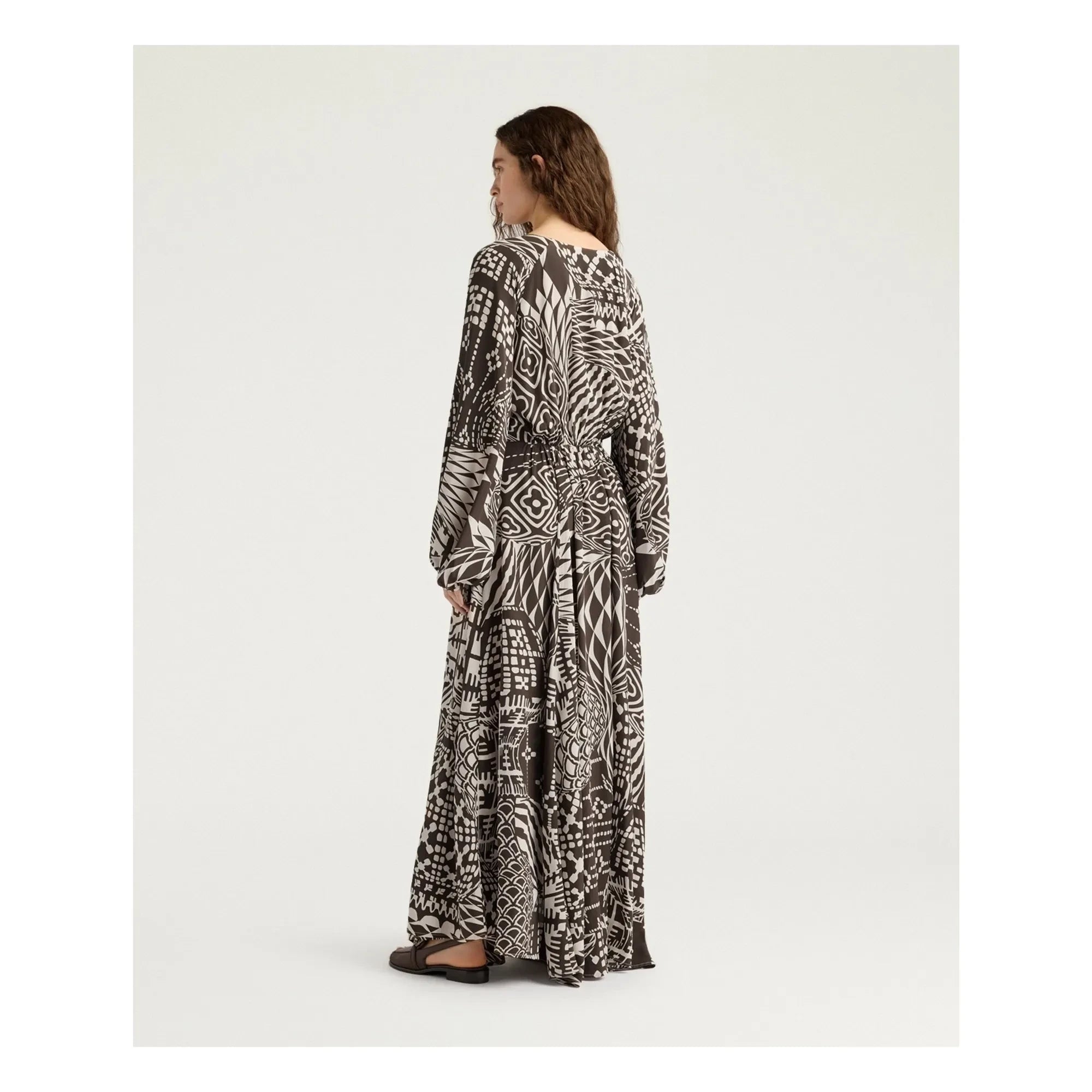 Momoni - Francisco Silk Dress | Chocolate