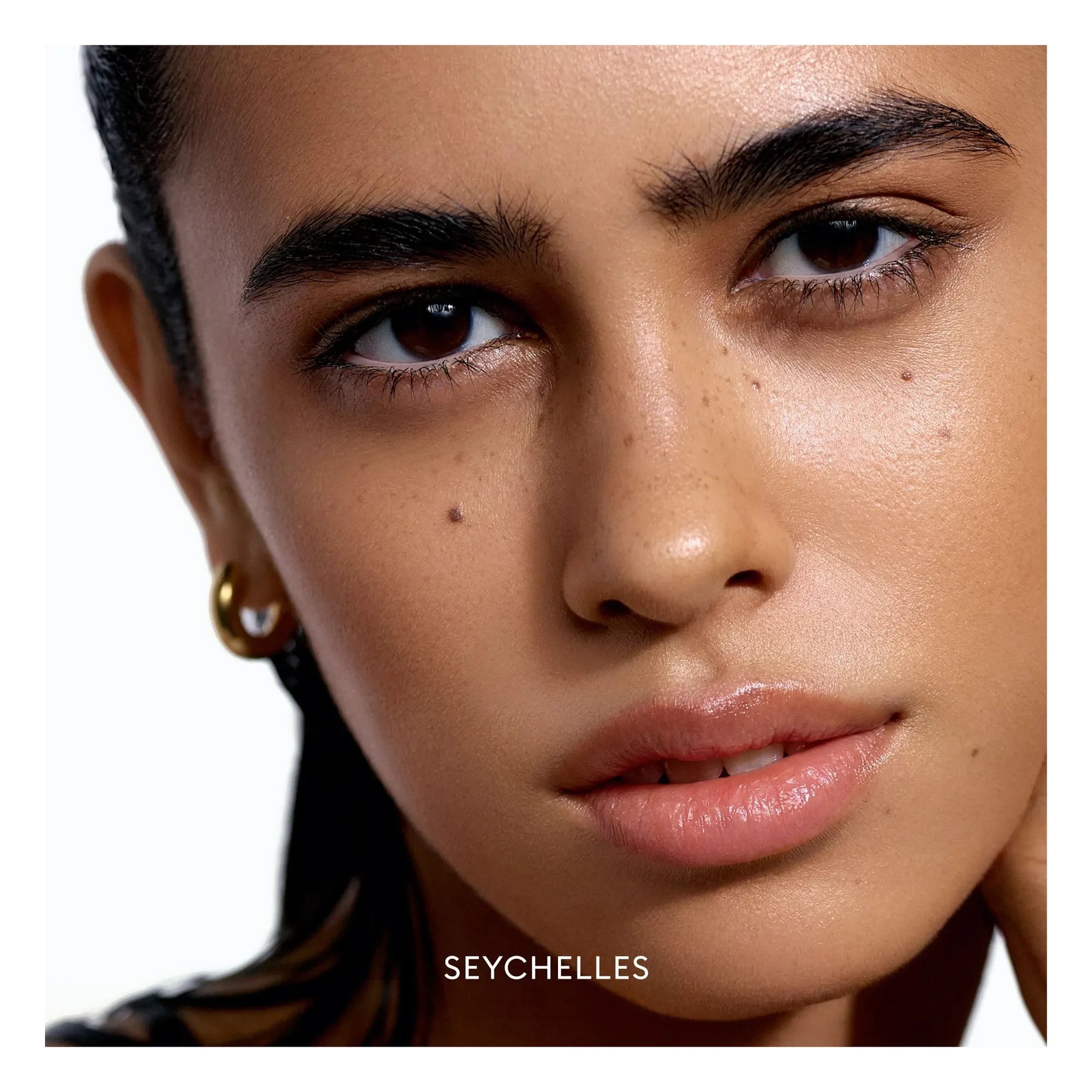 Rose Inc - Solar Infusion Soft Focus Bronzer | Seychelles