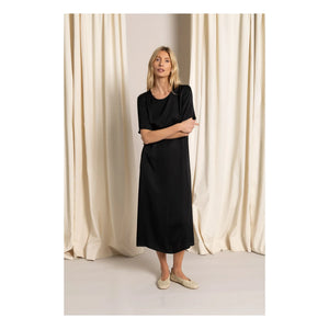 Smallable Woman - Edith T-Shirt Dress | Black