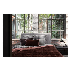 Le Monde Sauvage - Highland Washed Linen Duvet Cover | White
