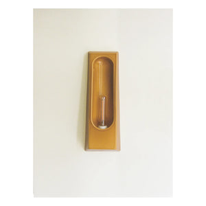 Violaine d'Harcourt - Applause Wall Lamp | Ochre