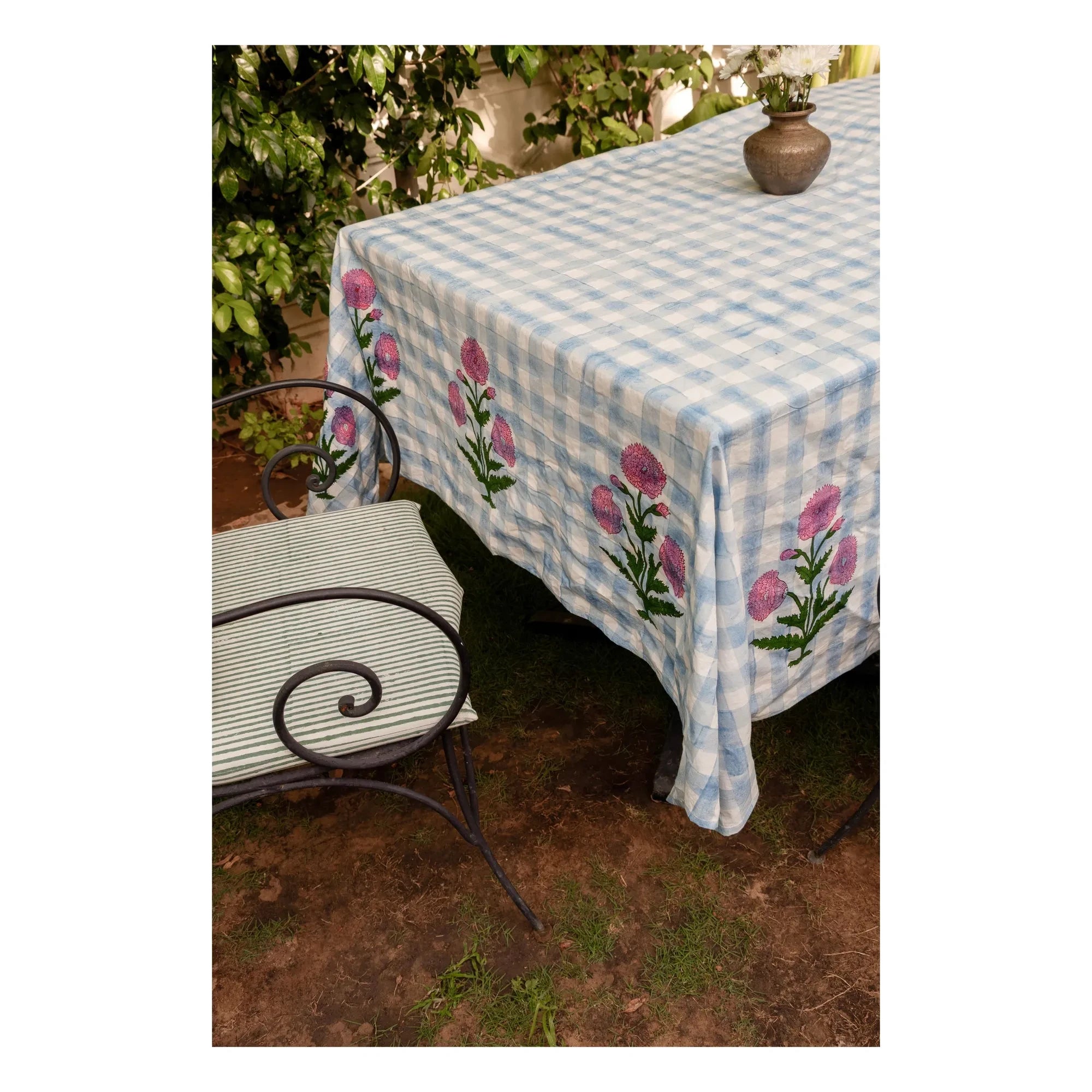 Doing Goods - Iris Checkered Tablecloth | Blue