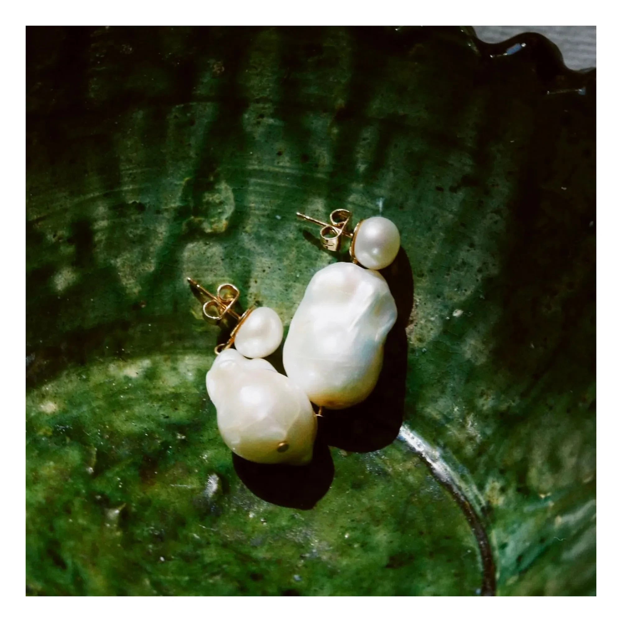 Alhaja - Josefina Pearl Earrings | White
