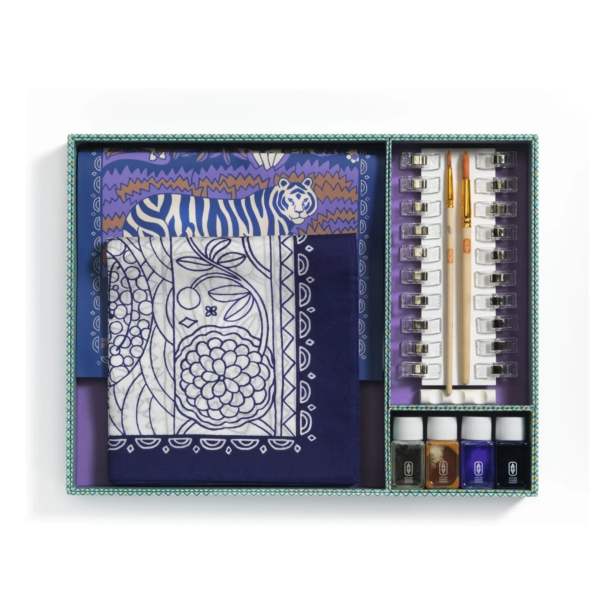 Djeco - Workshop 10 - Silk Painting