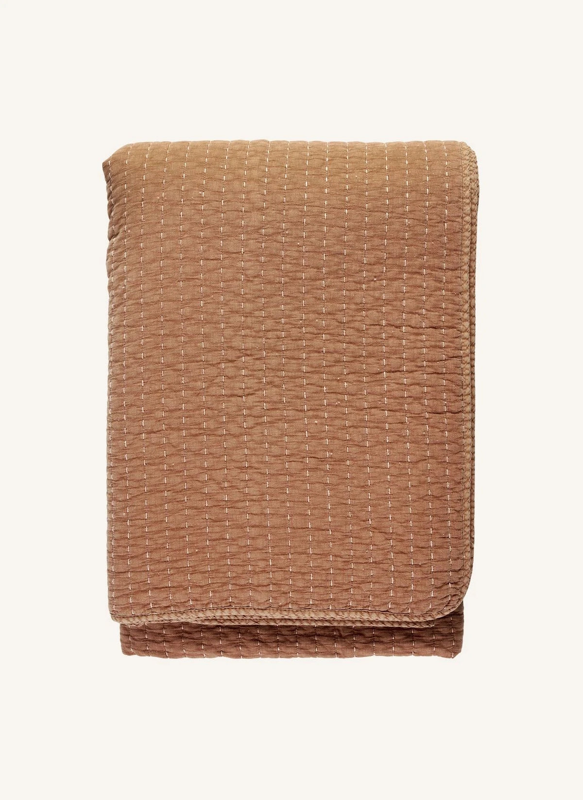 Madam Stoltz - Quilted Cotton Bedspread | Peach