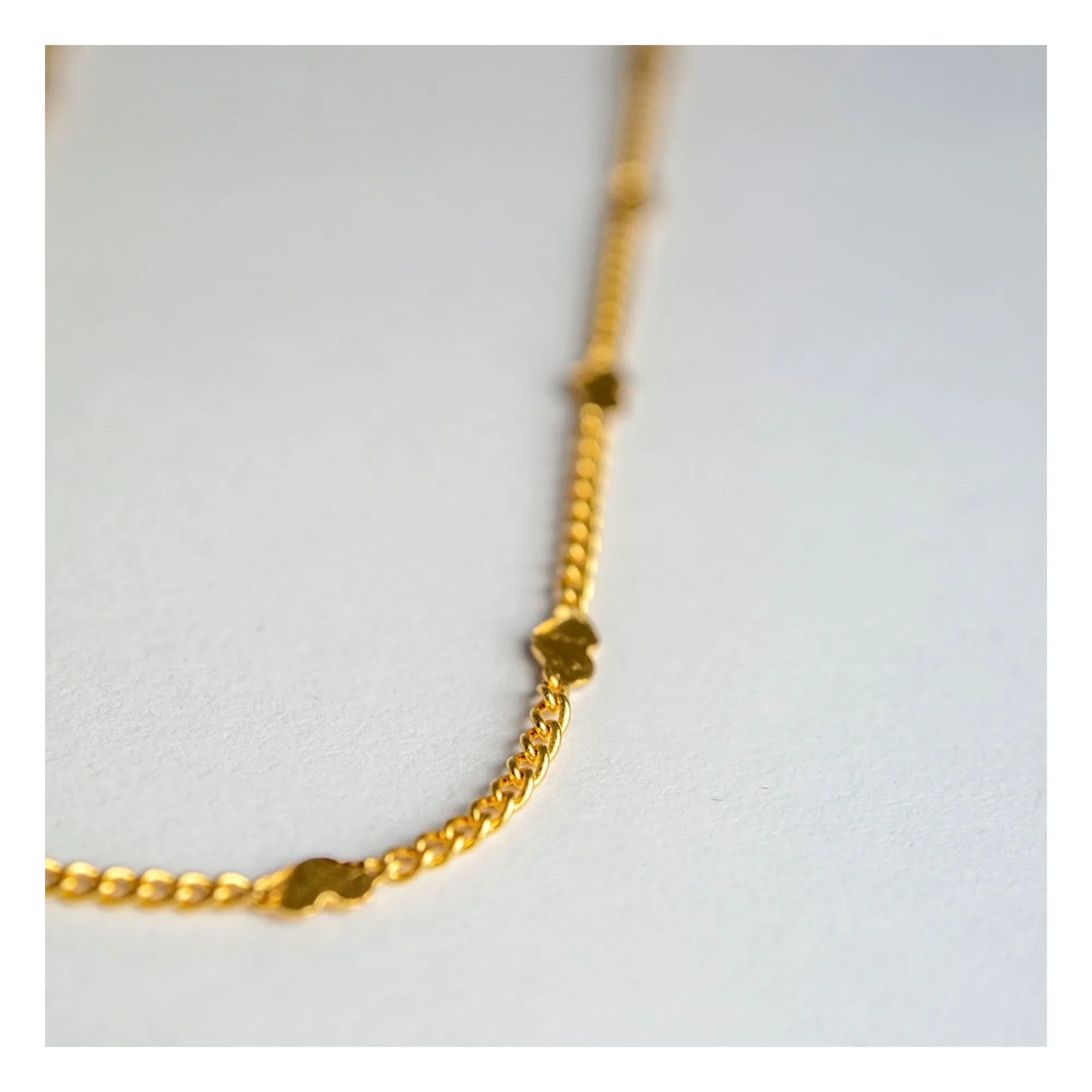 Adorabili - Heart Chain Necklace | Gold