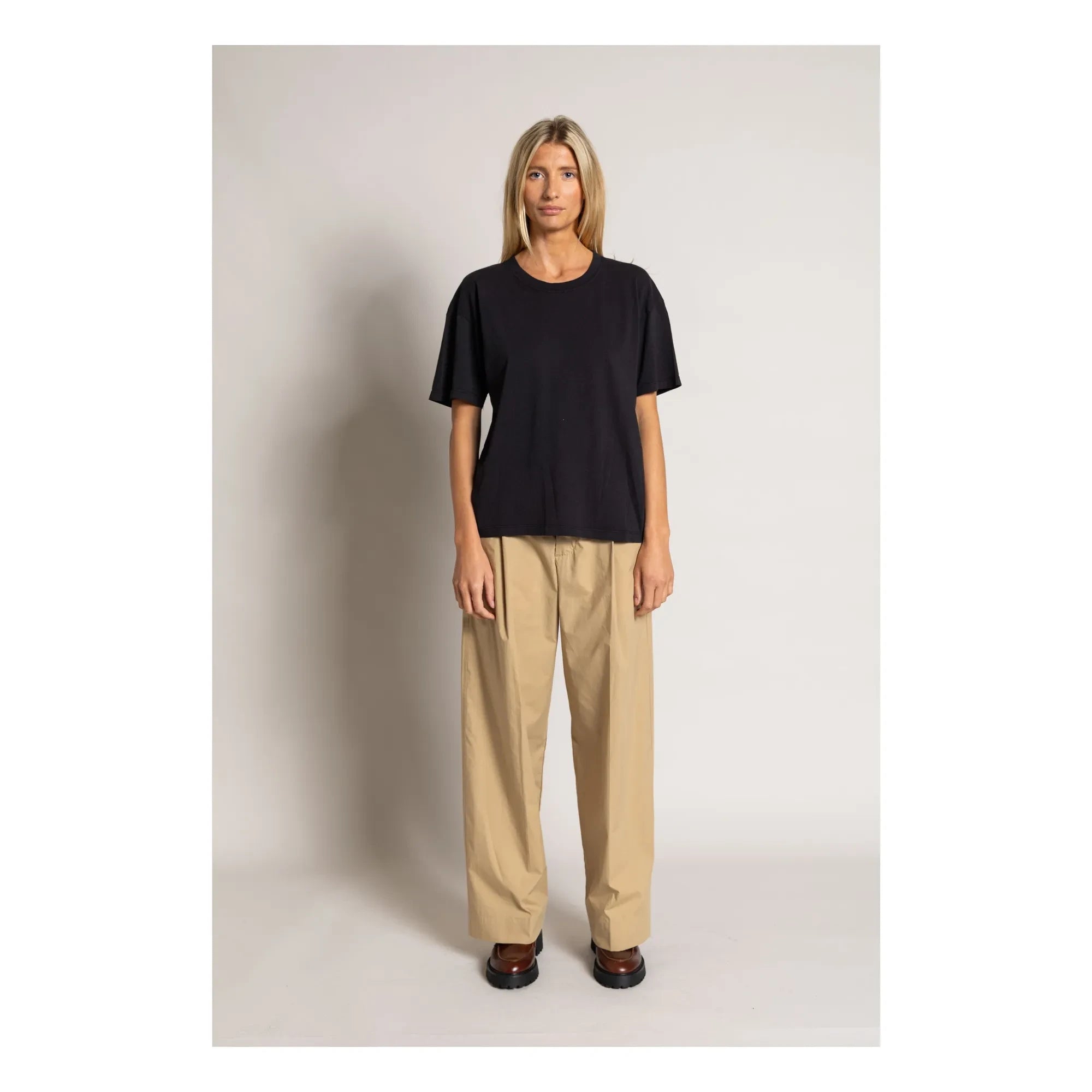 Smallable Woman - Hana Organic Cotton T-shirt | Black