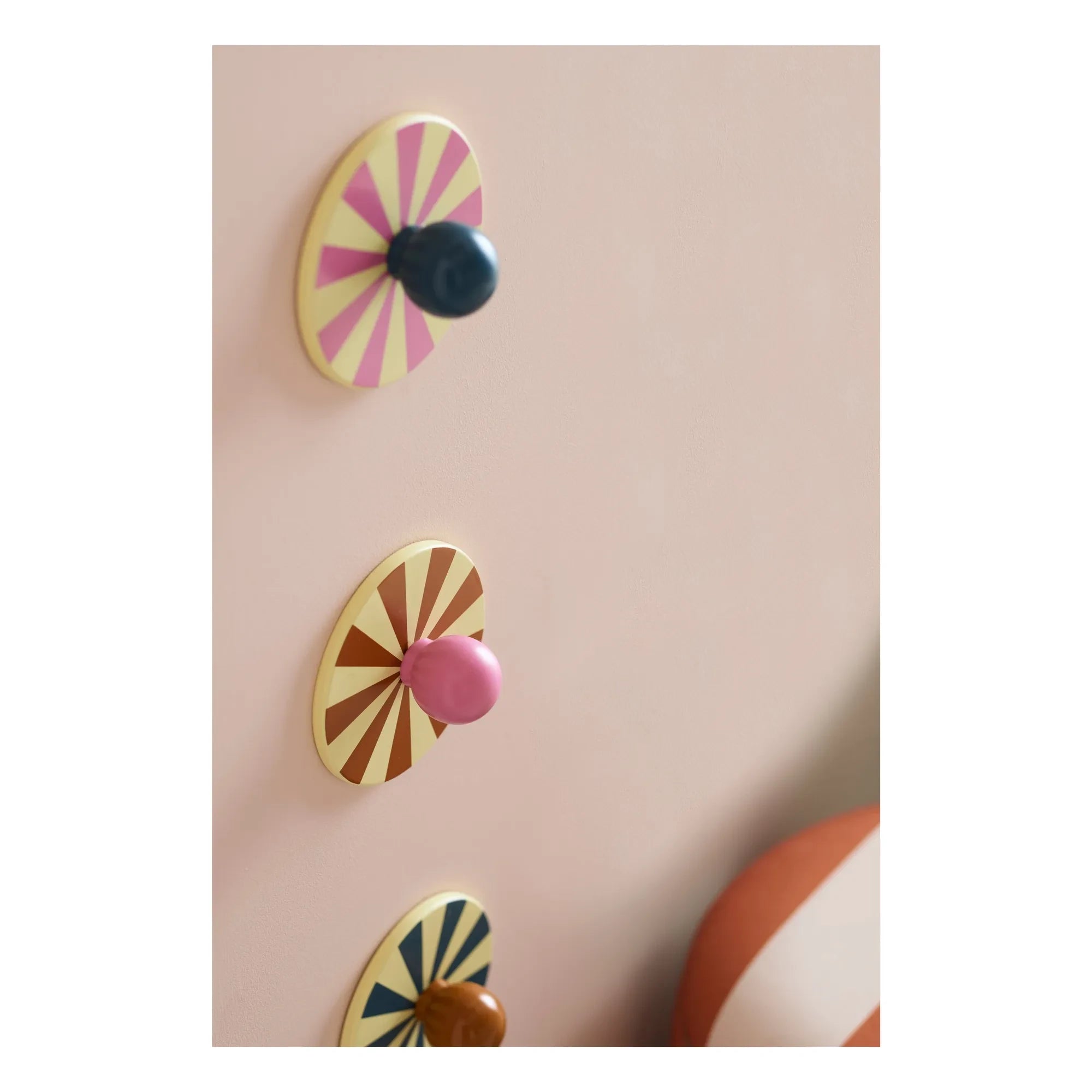 Kid's Concept - Circus Hangers