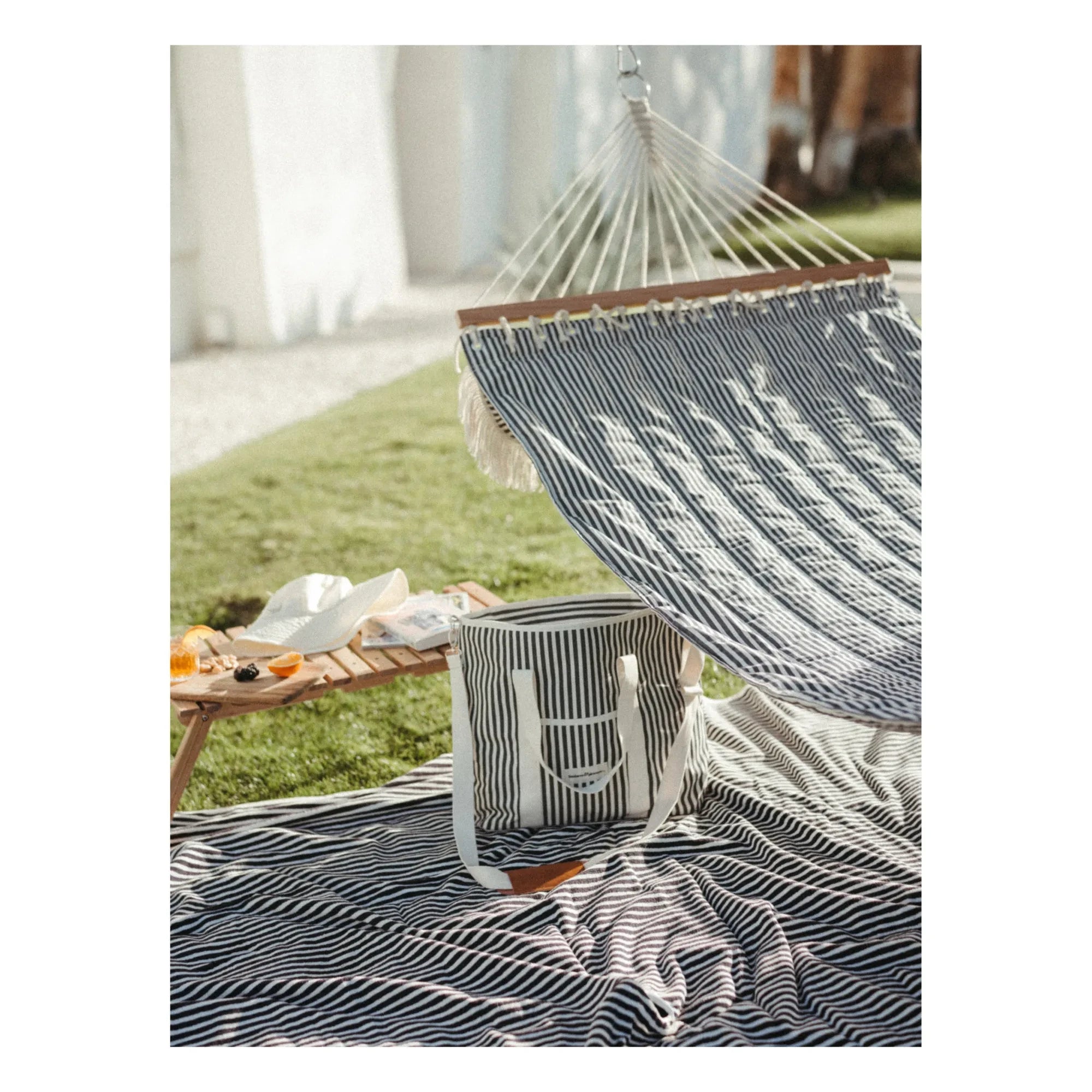 Business & Pleasure Co. - Navy Mavi Tote Çanta Soğutucu