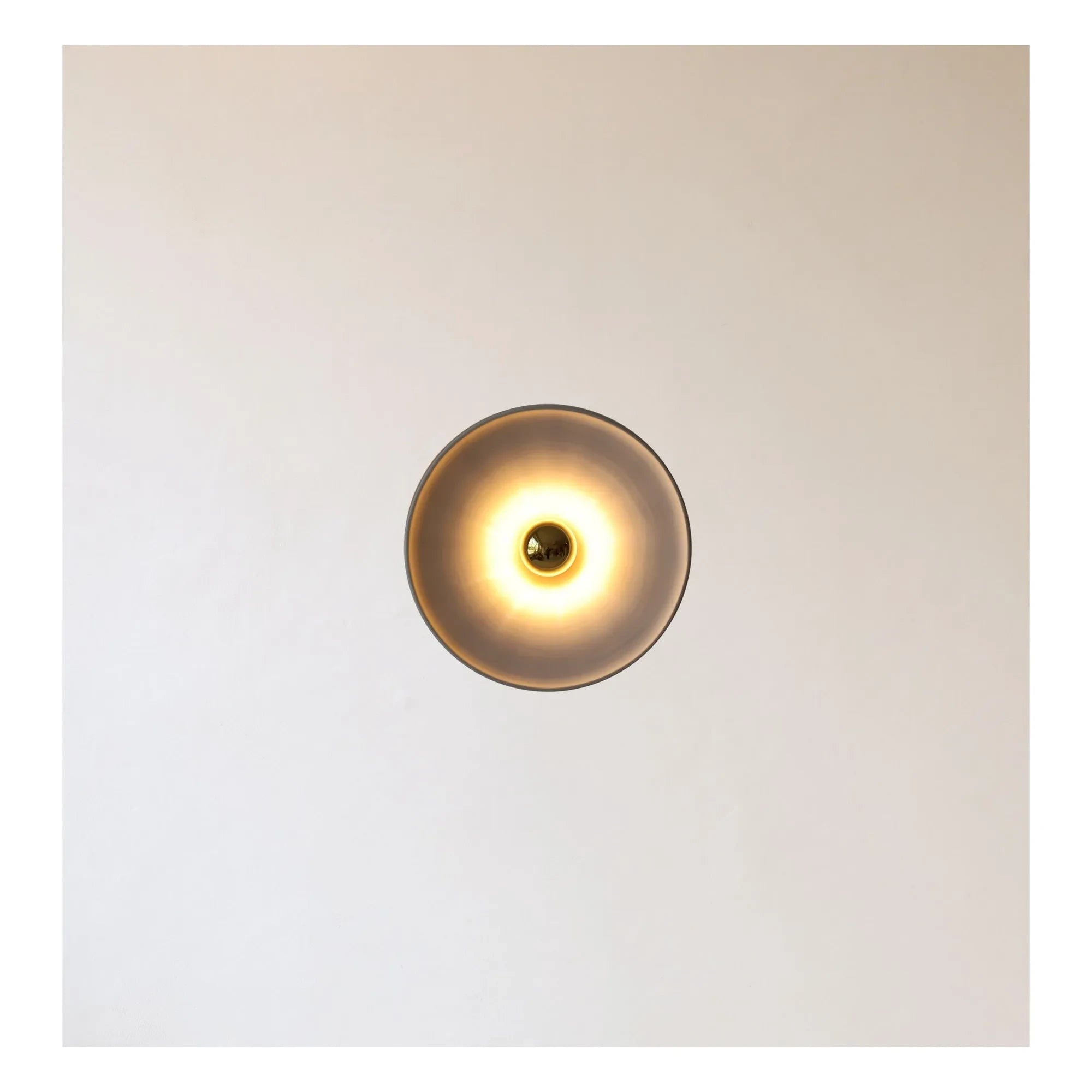 Masamé - Gigaro raw ceramic wall lamp | Warm White