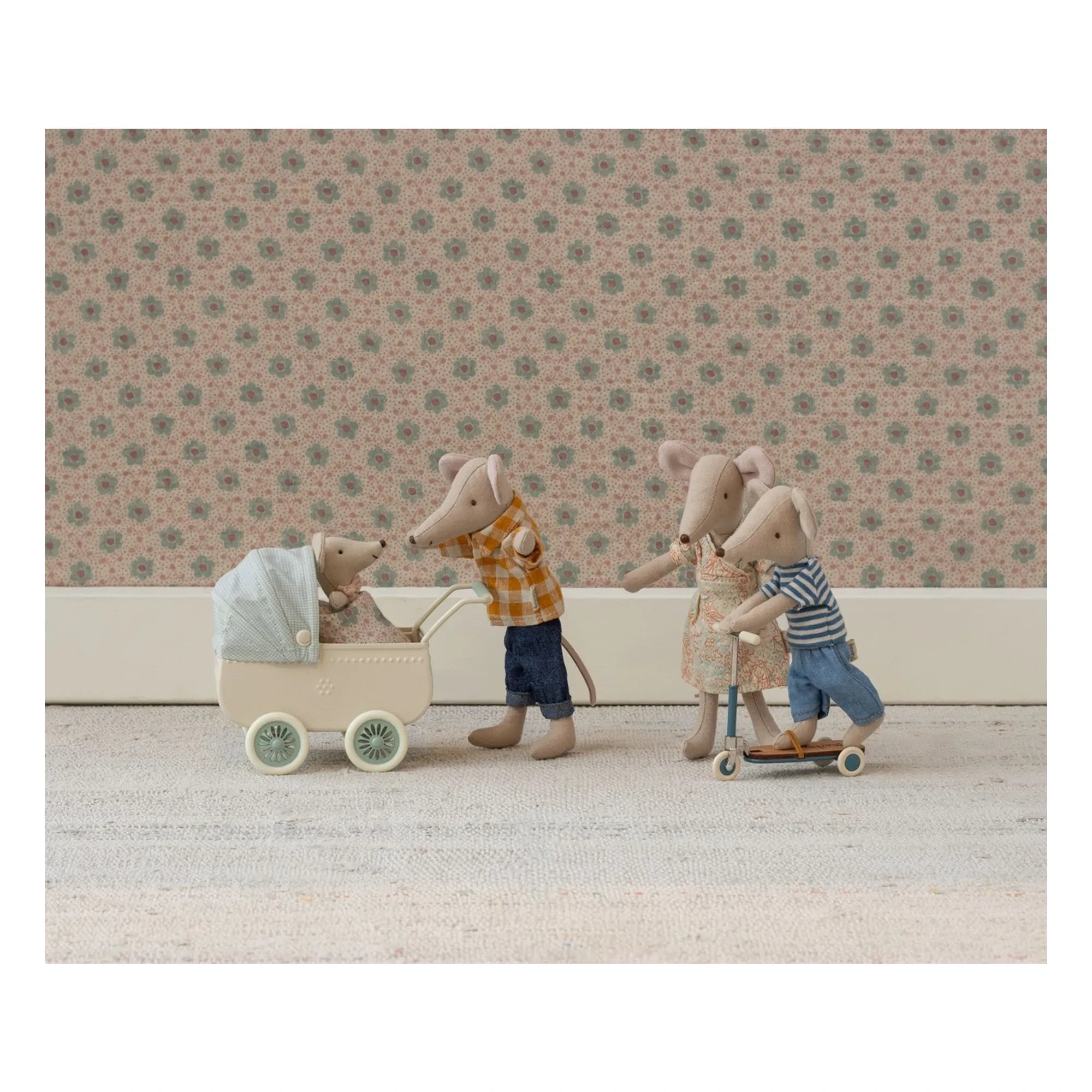 Maileg - Blue-Green | Baby Doll in Baby Carriage