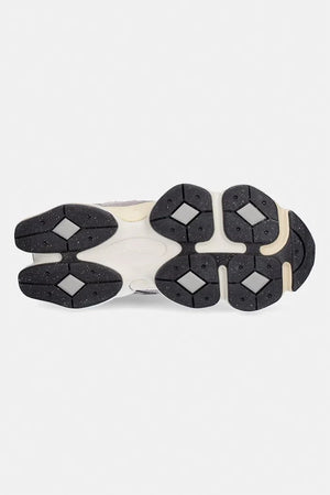 New Balance 9060 Sneaker