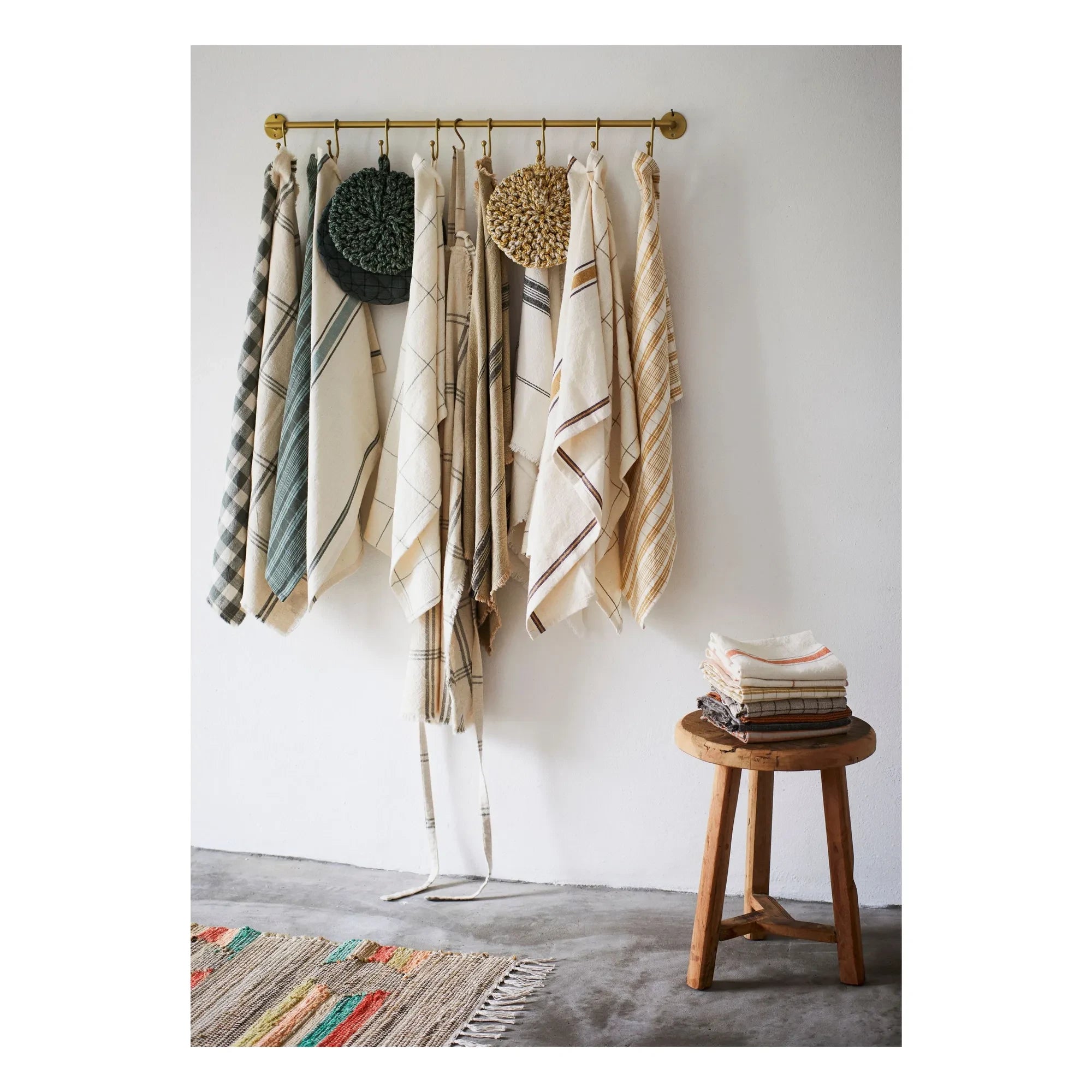 Madam Stoltz - Iron Hanger | Gold