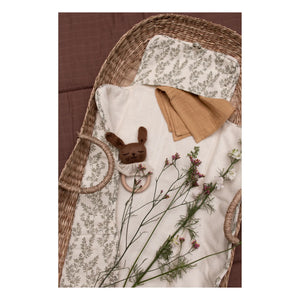 Main Sauvage - Wooden Bunny Rattle | Hazel