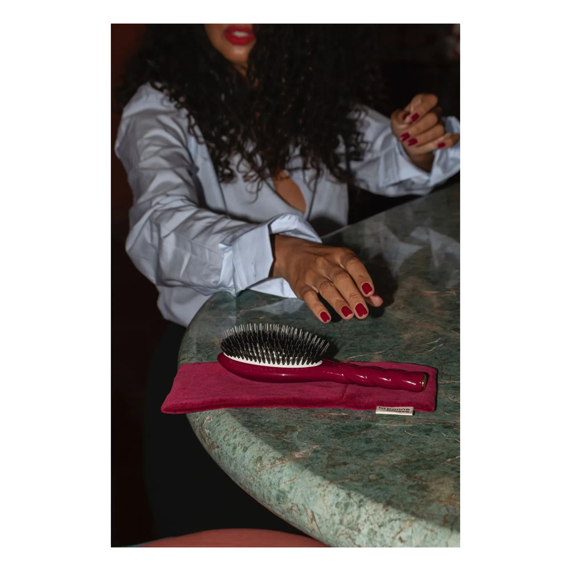 La Bonne Brosse - Brush L'Indispensable No 02 - Care and Knot Untangling | Cherry Red