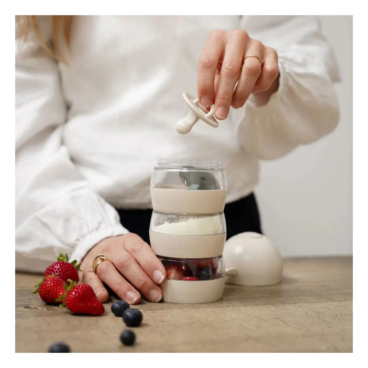 Elhée - So Mimi Measuring Cup | Sand