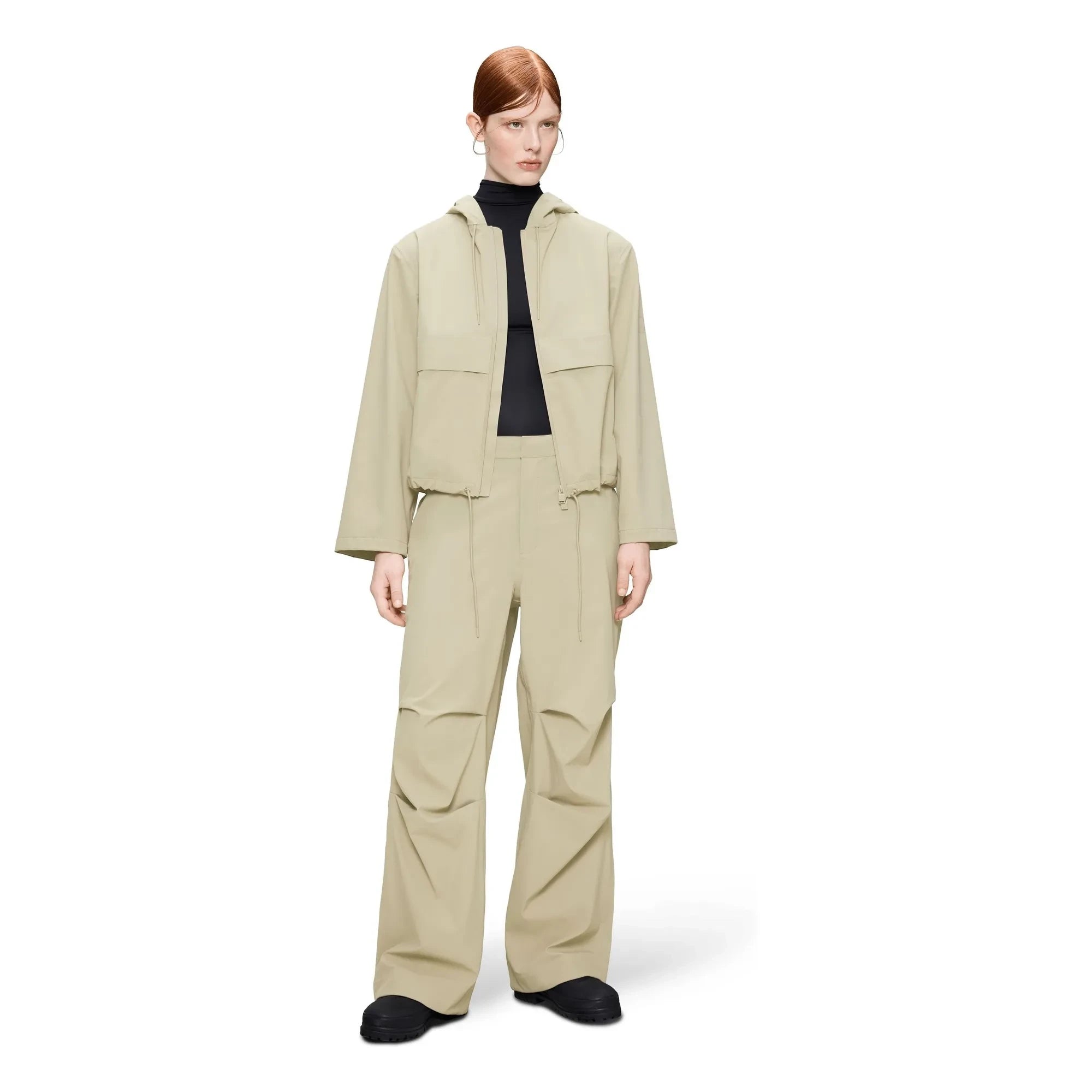 Rains - Suva Hardshell Short Drawstring Jacket W3 | Beige