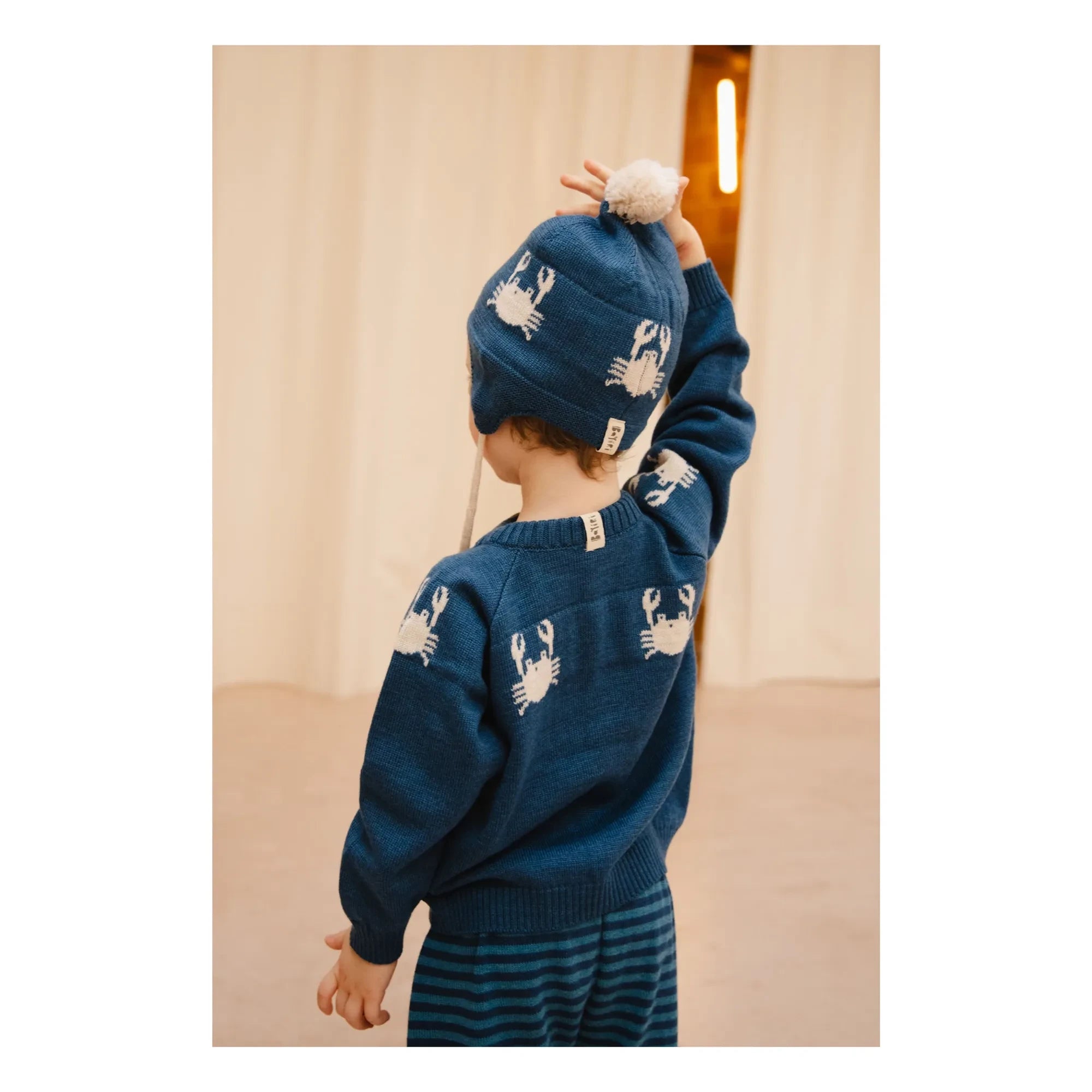 Bayiri - Dancing Crabs Merino Beanie | Blue