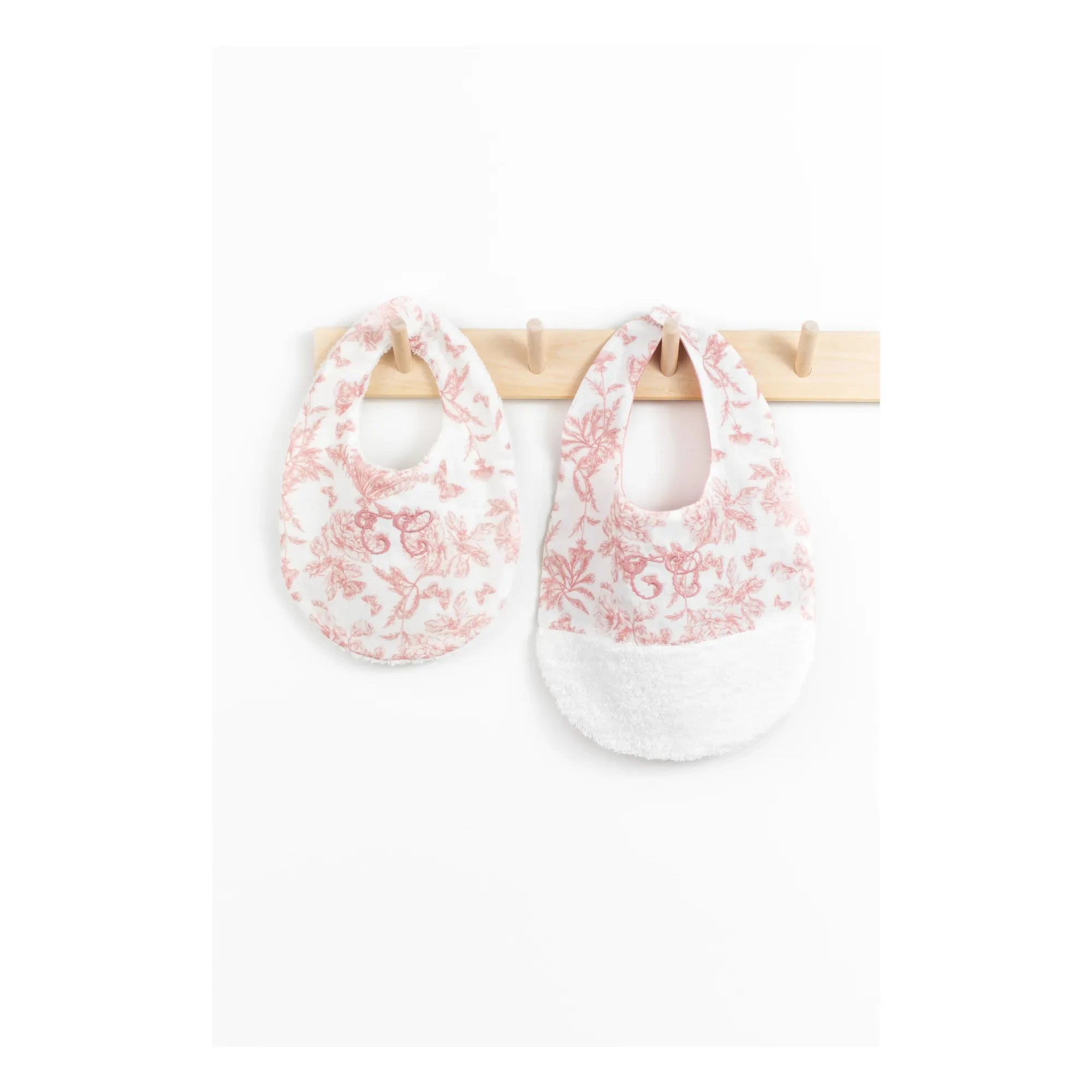 Tartine et Chocolat - Toile de Jouy Mama Bib | Peach