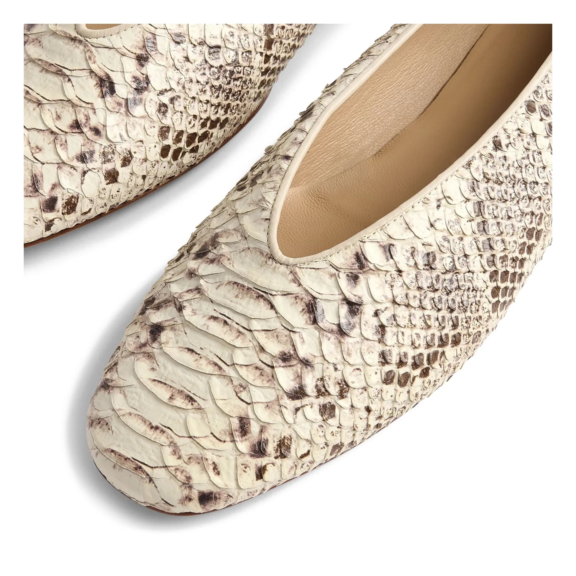 Le Monde Beryl - Classic Regency Leather Ballerina Shoes | Gray