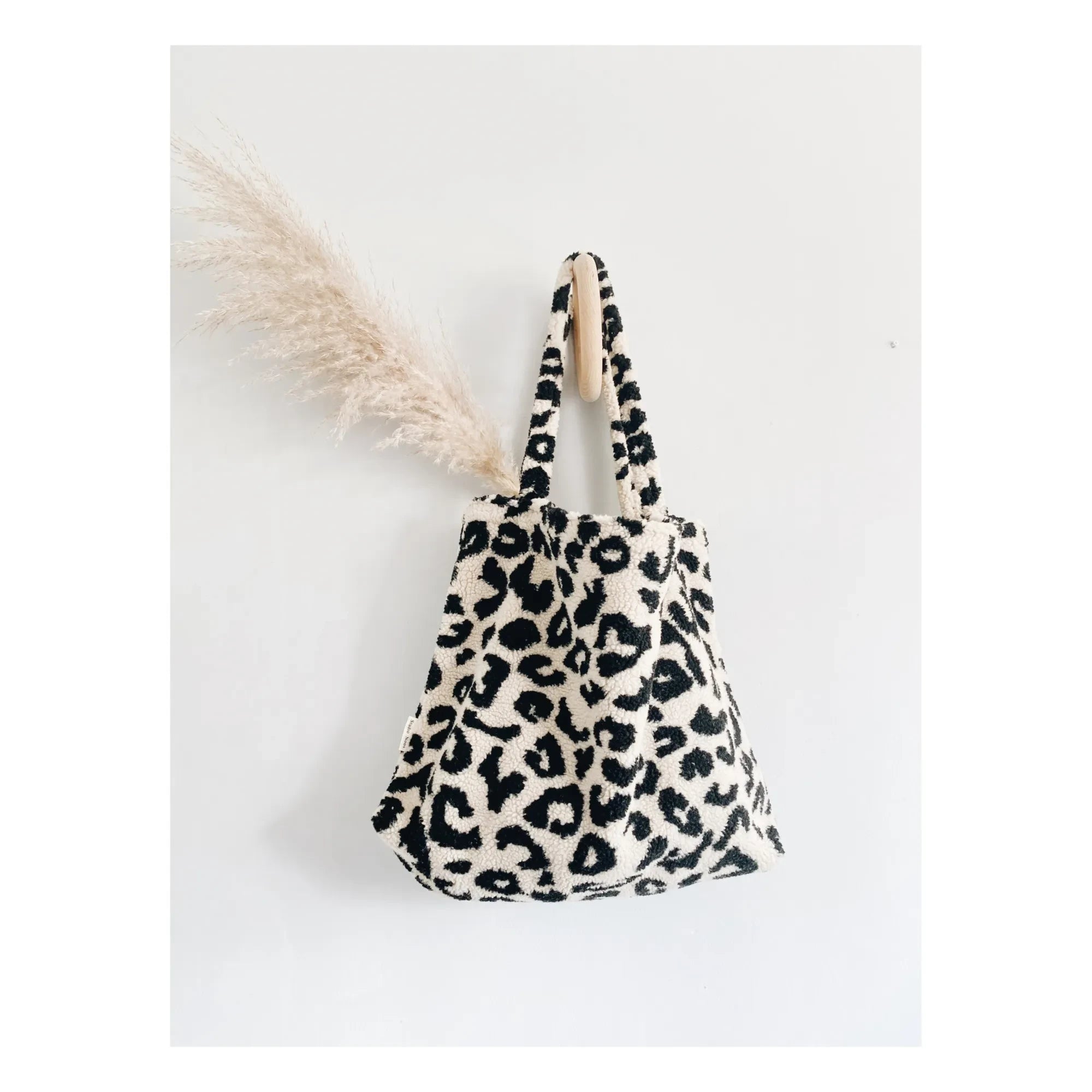 Studio Noos - Candle Bag | Leopard