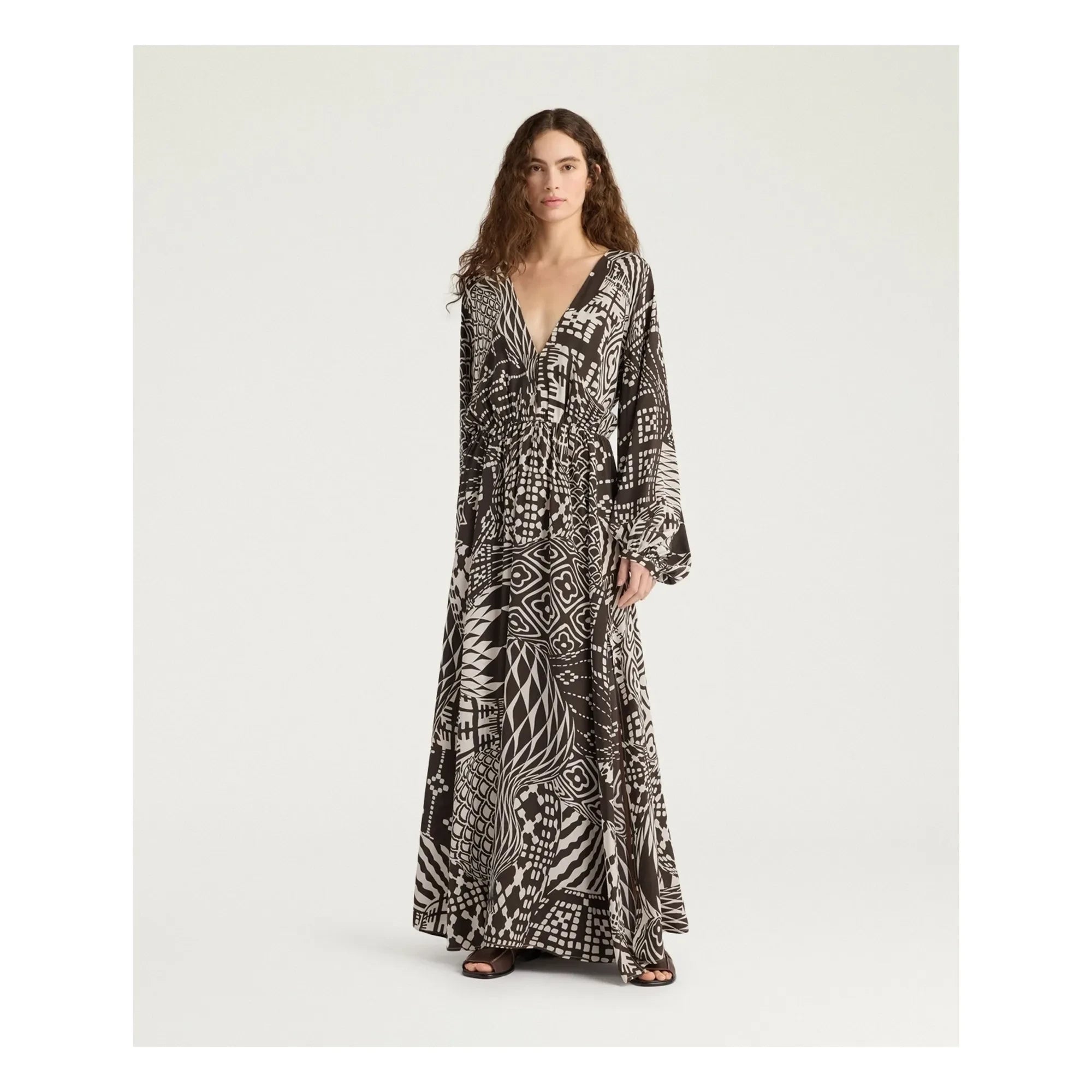 Momoni - Francisco Silk Dress | Chocolate