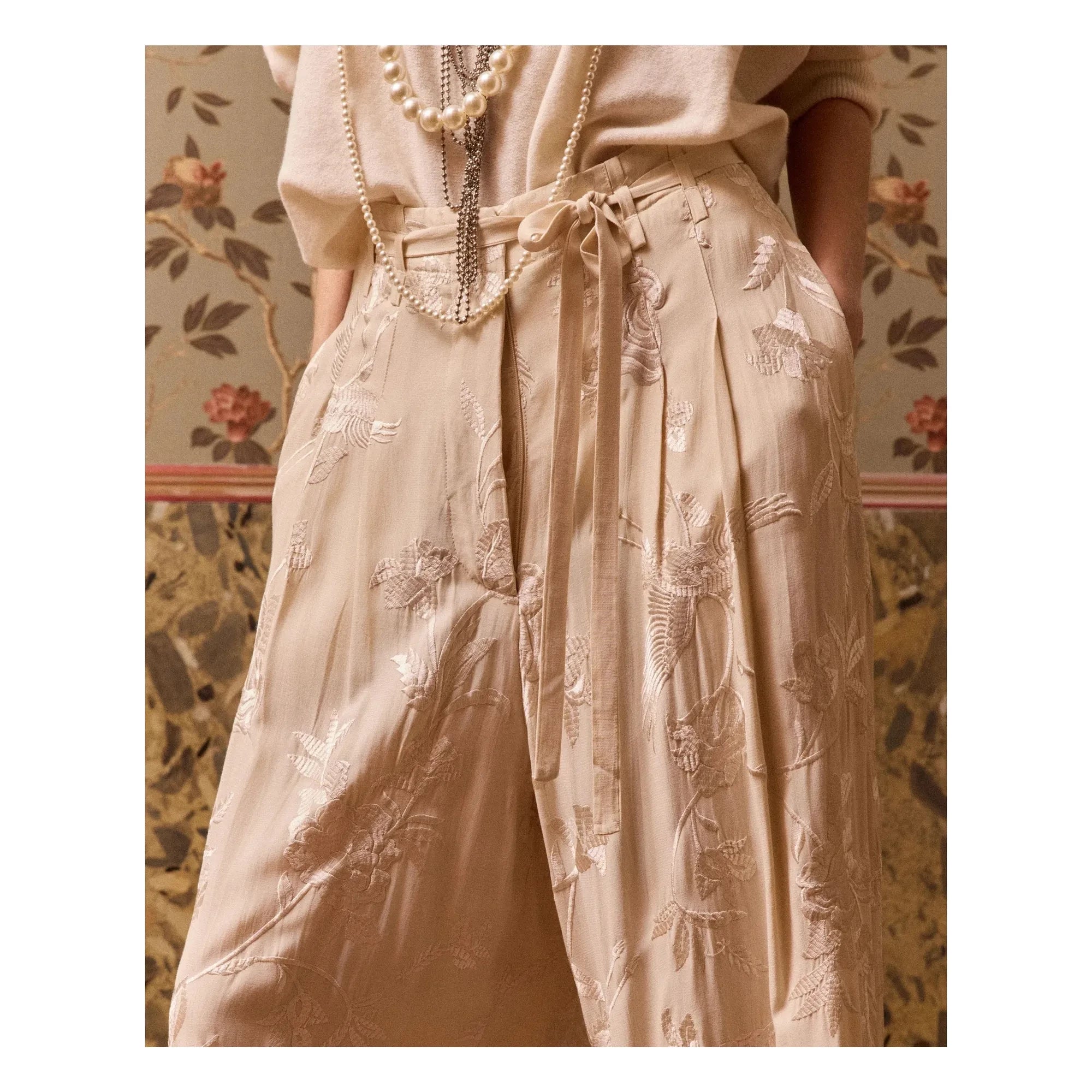 Mes Demoiselles - Full-length | Off-white