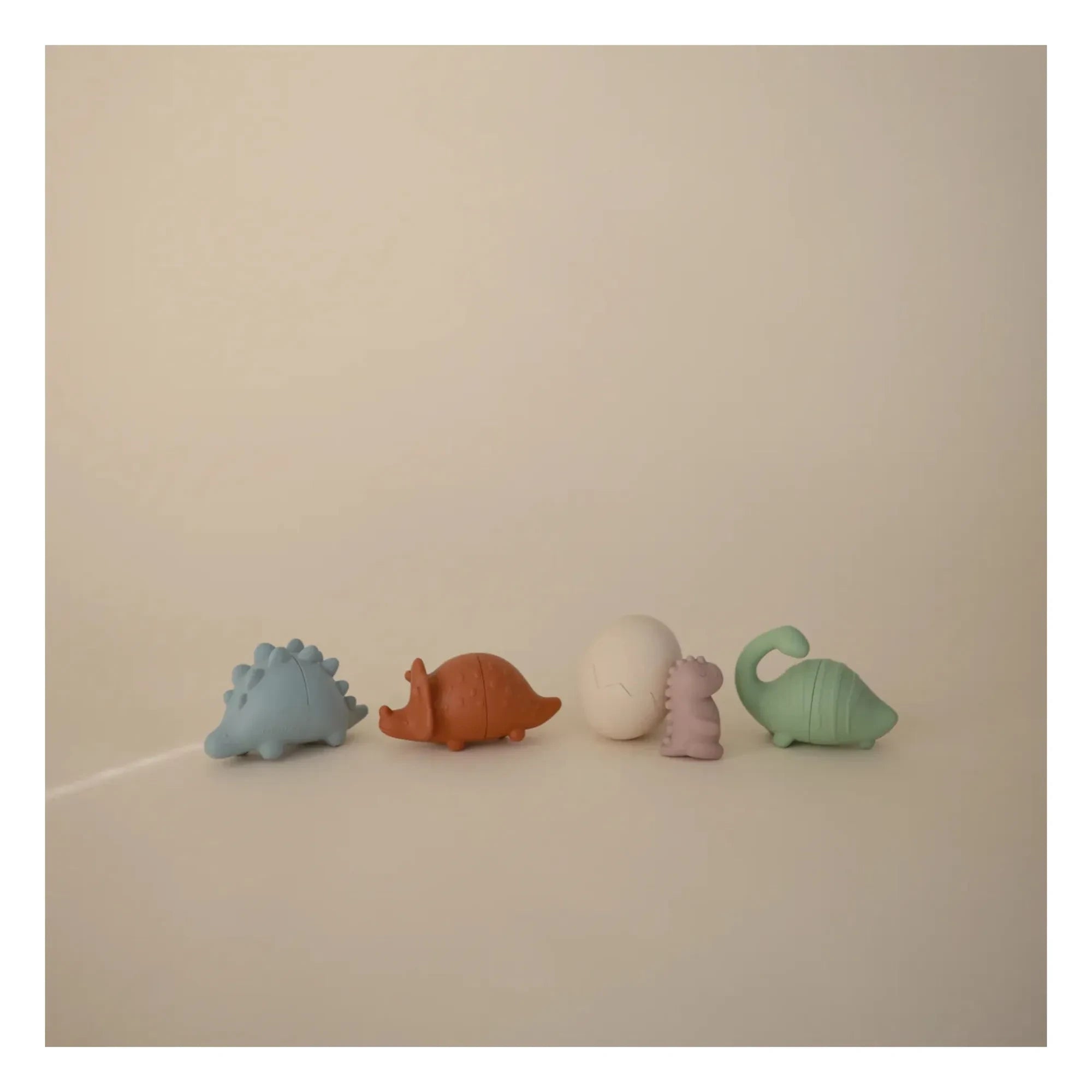 Mushie - Set of 4 Dino Bath Toys