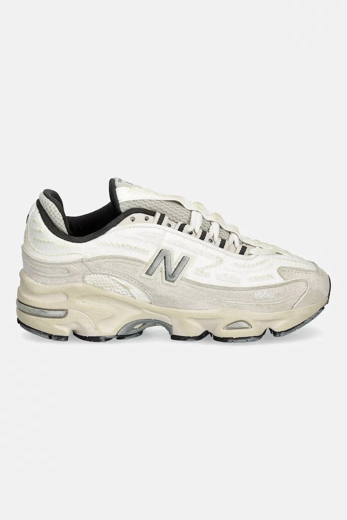 New Balance 1000 spor ayakkabı