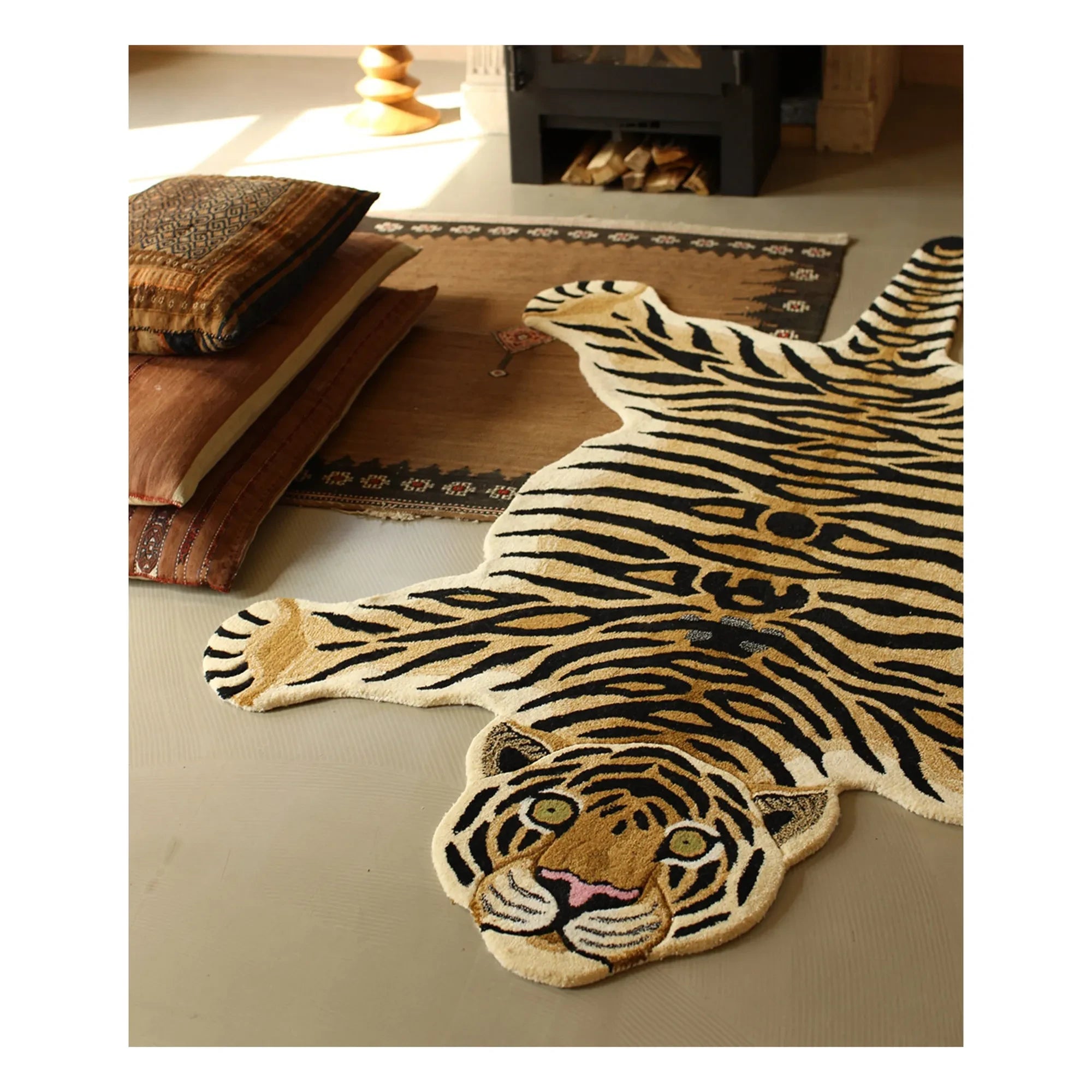 Doing Goods - Worn Rug | Brown