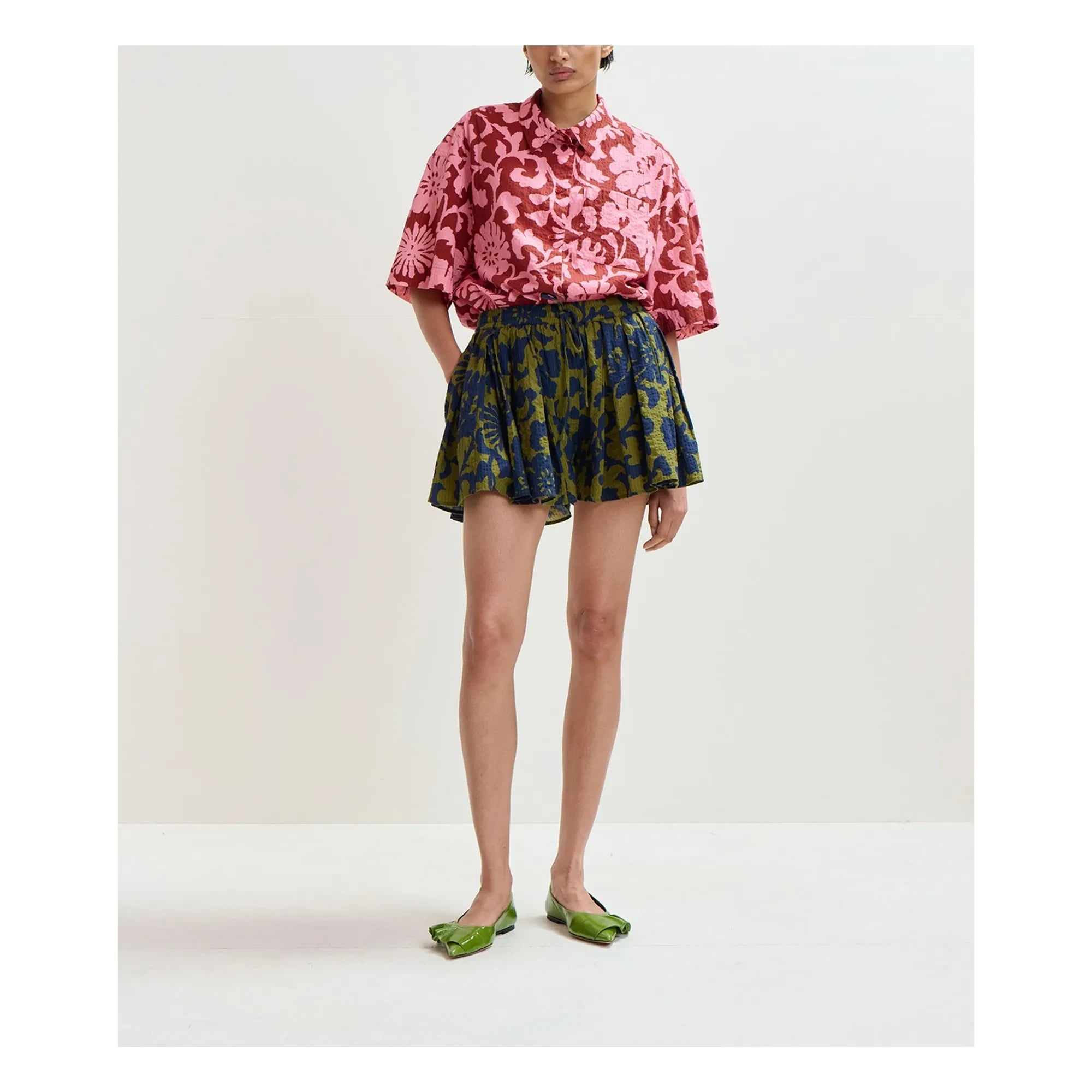 Essentiel Antwerp - Jittery Cotton Shorts | Avocado