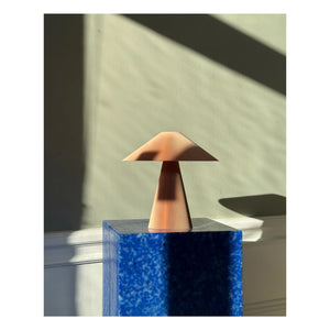 Manu Matters - Baby Jane desk lamp | Nude
