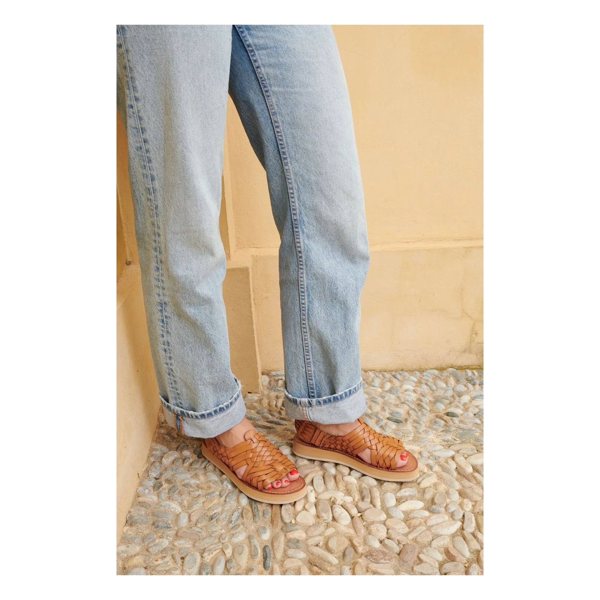 Mapache - Fria Sandals | Camel