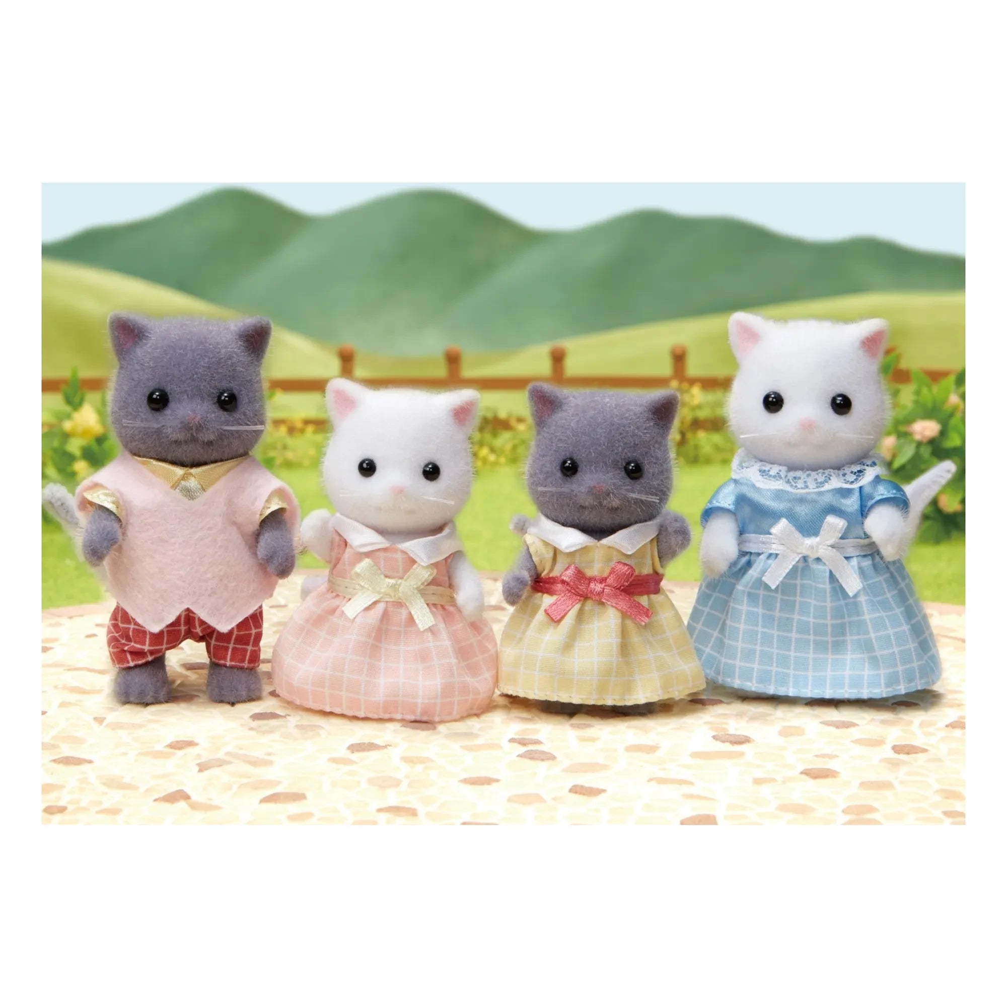 Sylvanian Families - Persian Cat Family