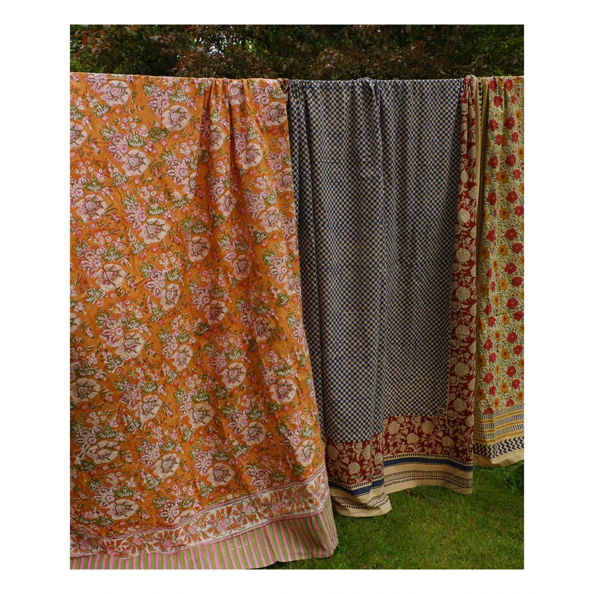 Doing Goods - Velvet tablecloth | Sand