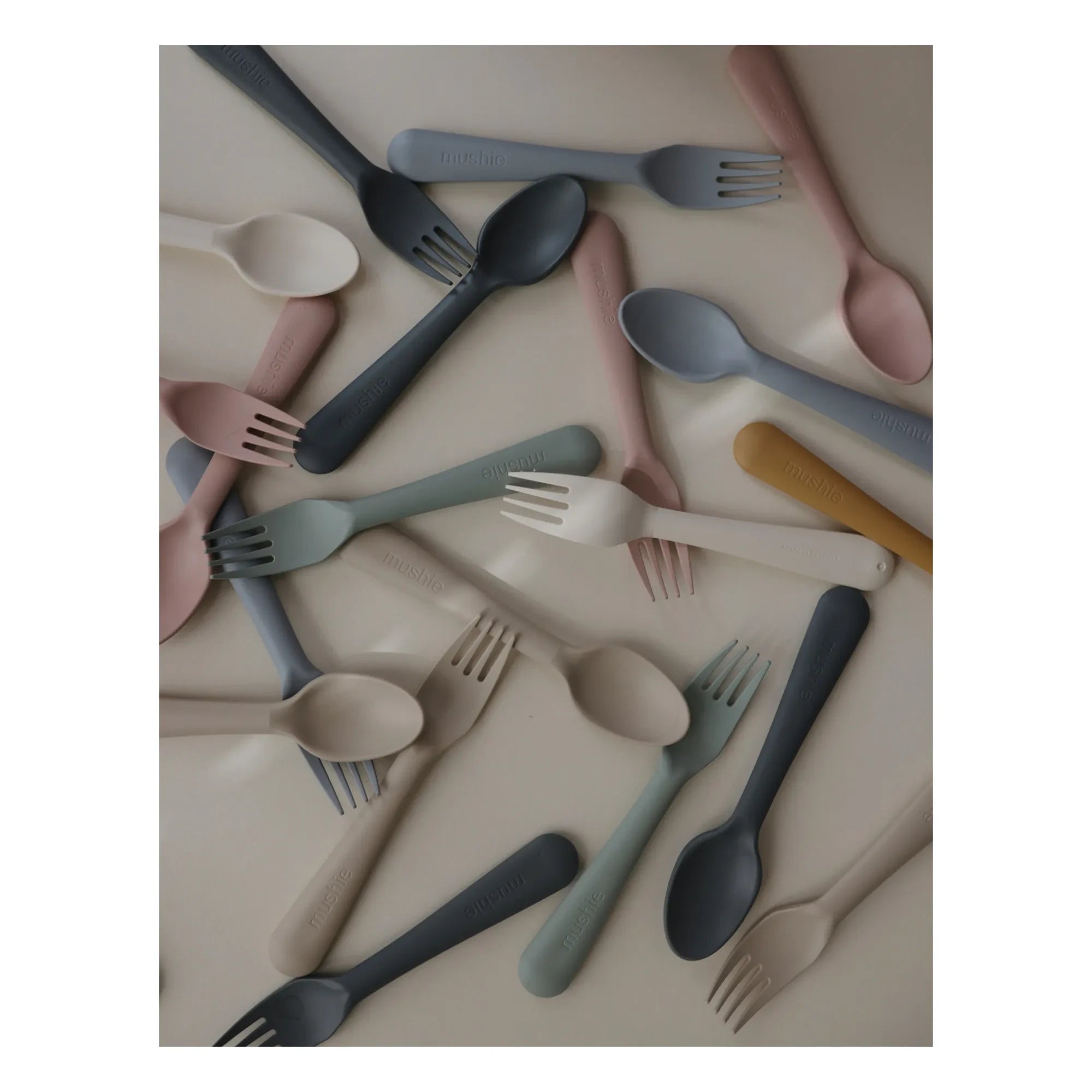 Mushie - Silicone Spoons - 2-piece Set | Lilac