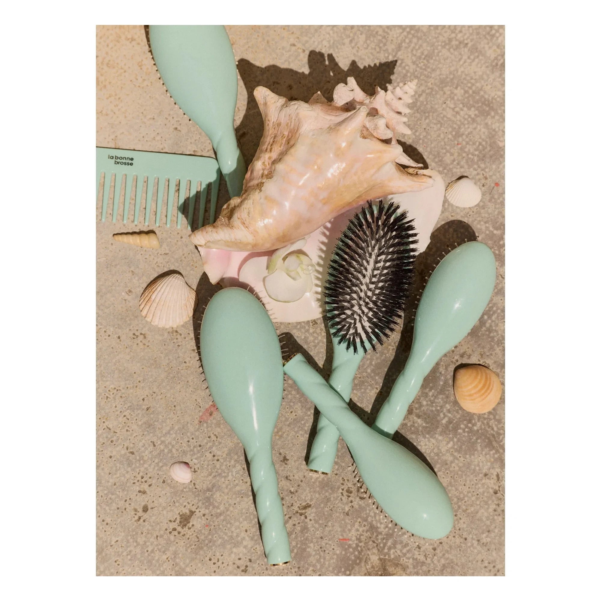La Bonne Brosse - La Miracle N°04 Hairbrush - Detangling and Massaging | Lagoon Blue