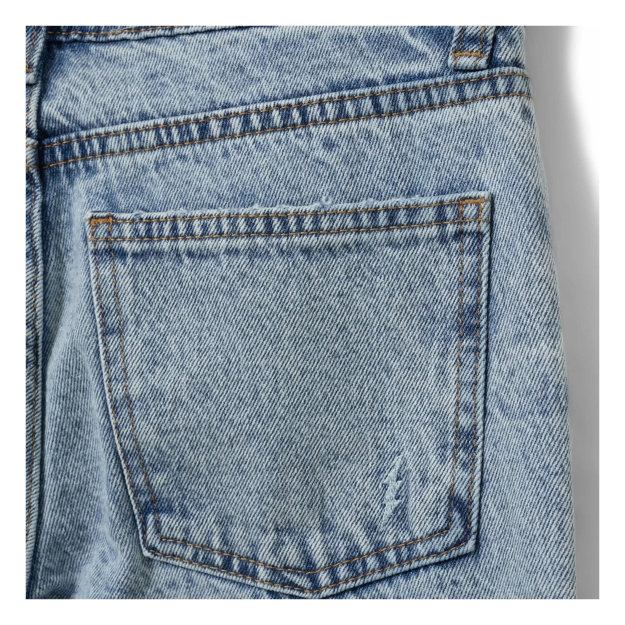 Sofie Schnoor - Jean Melikasy | Denim