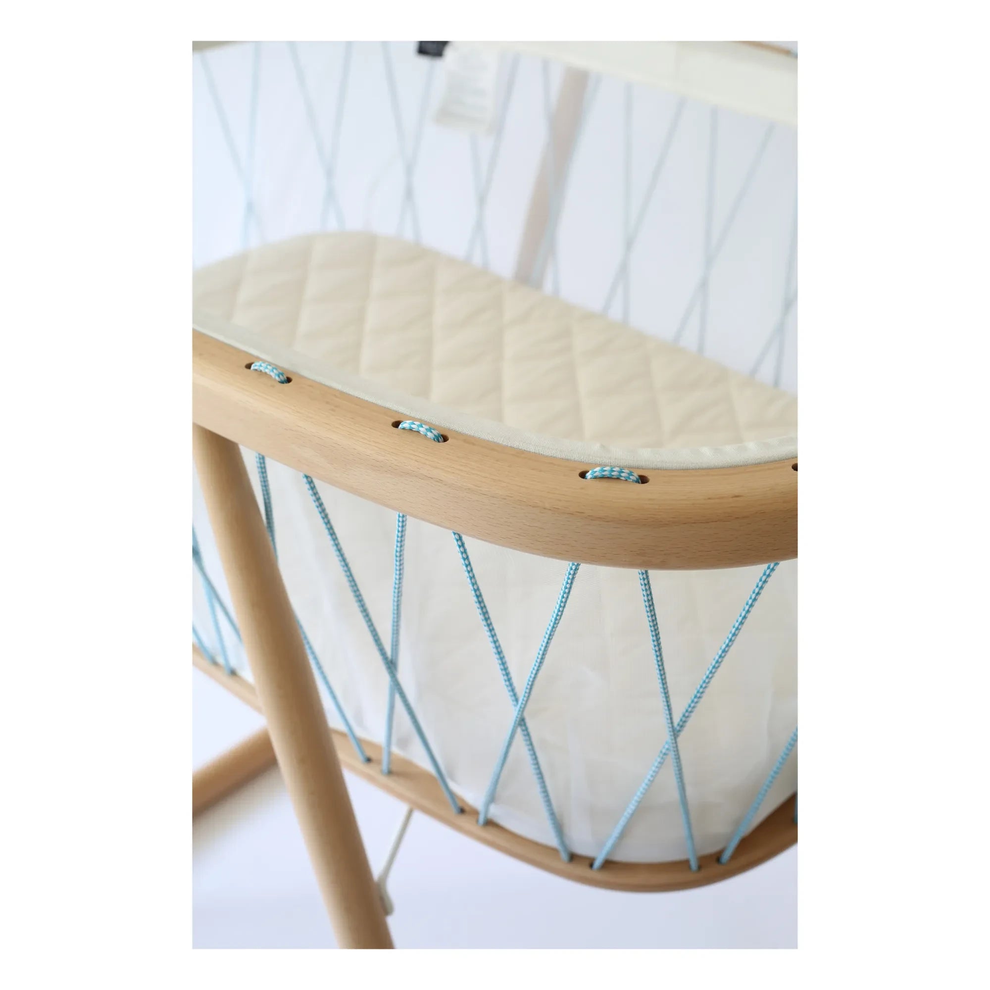 Charlie Crane - Kumi Cradle | Blue
