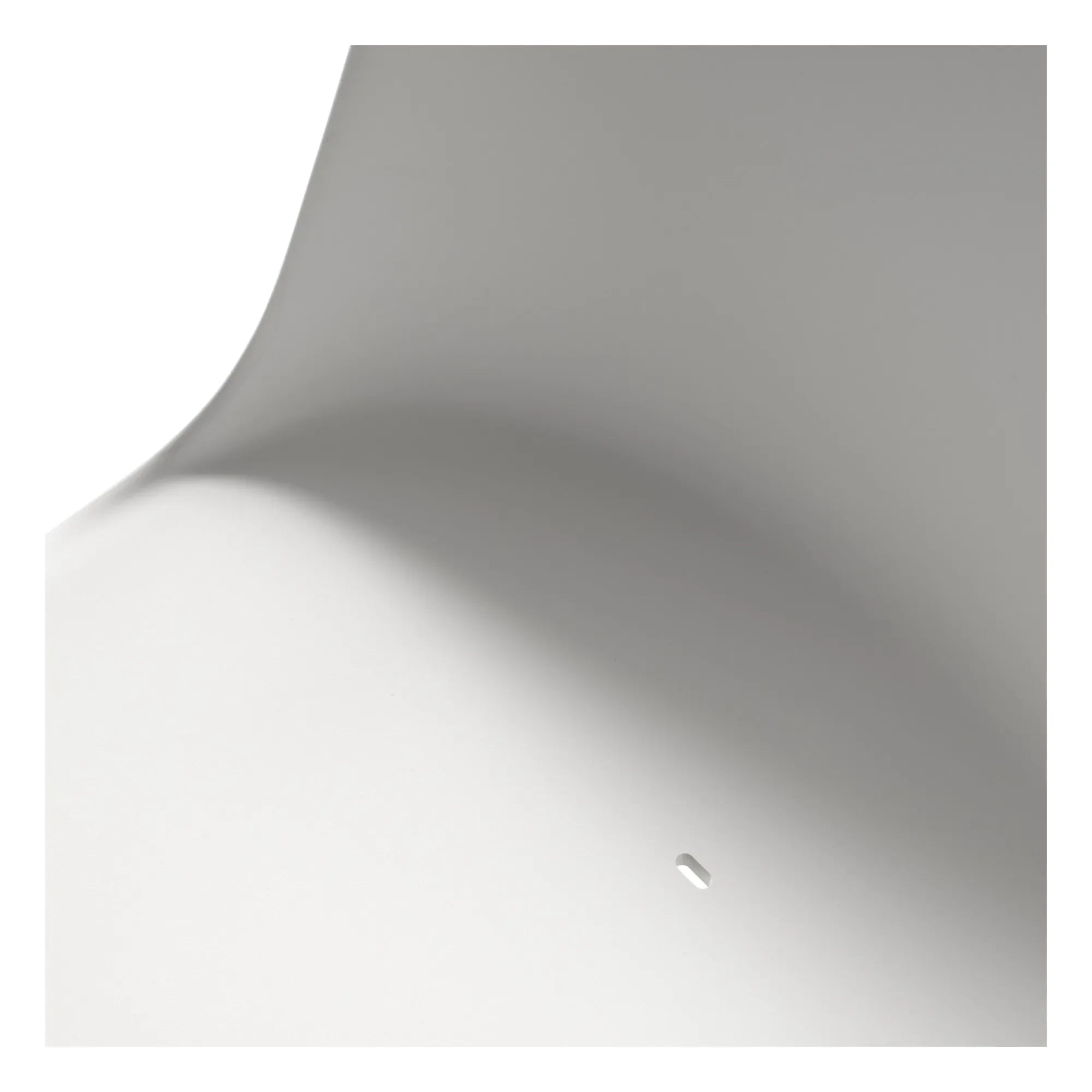& Tradition - Rely HW70 Outdoor Dining Chair | White