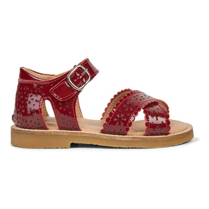 Petit Nord - Scallop Flower Sandals | Cherry Red